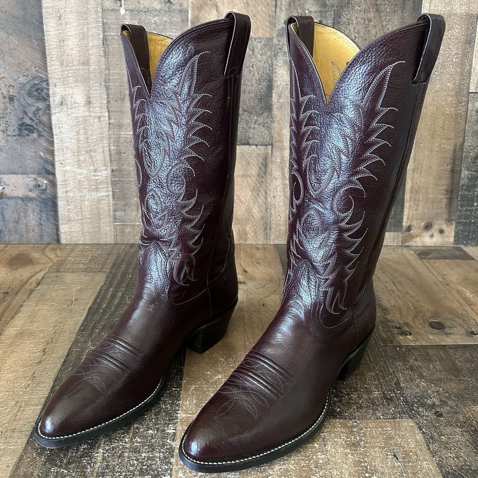 Nocona Boots Nocona Vintage Burgundy Western Cowboy Boots Mens 7.5 D Size US 7.5 / EU 40-41 - 1 Thumbnail