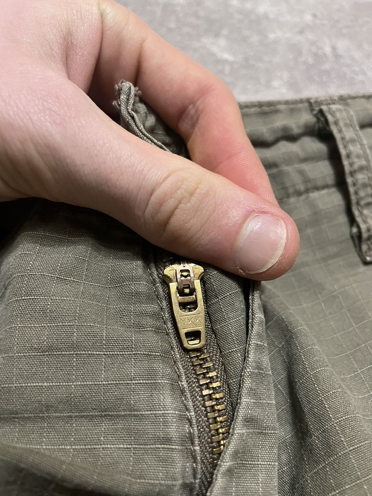 Carhartt Vintage Carhartt Cargo Pants Size US 32 / EU 48 - 22 Thumbnail