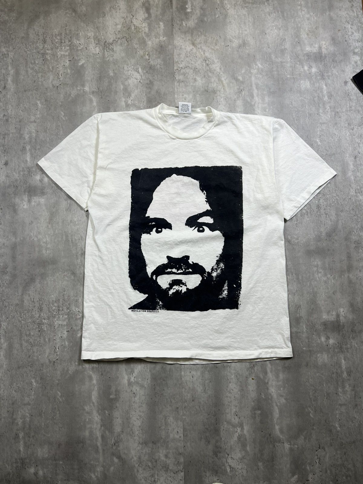 Vintage Charles Manson Helter Skelter Mutilation Graphics T Shirt Size US XL / EU 56 / 4 - 1 Thumbnail