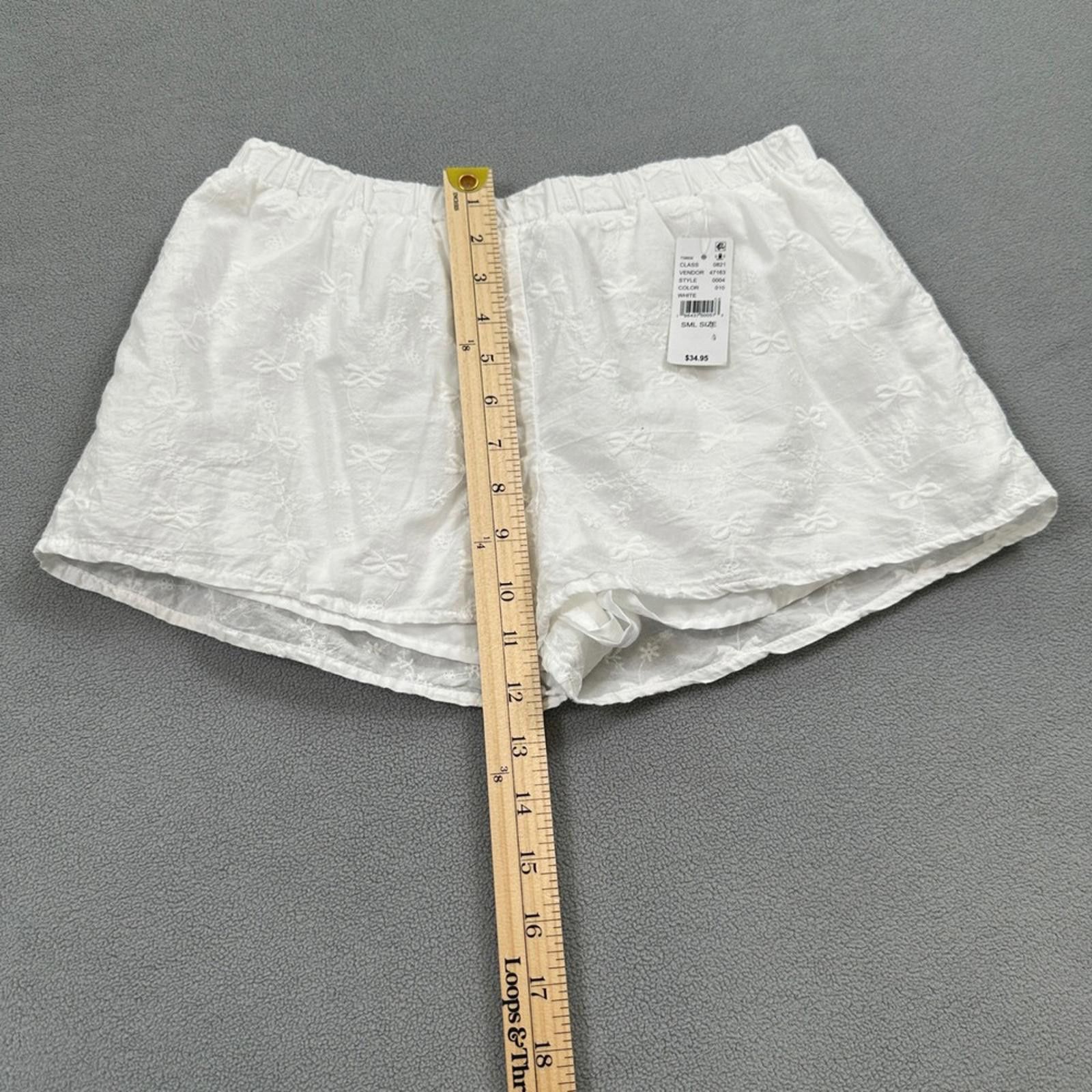 Other NWT Beverly And Beck S Shorts Womens White Floral Pacsun Size 28" / US 6 / IT 42 - 5 Thumbnail