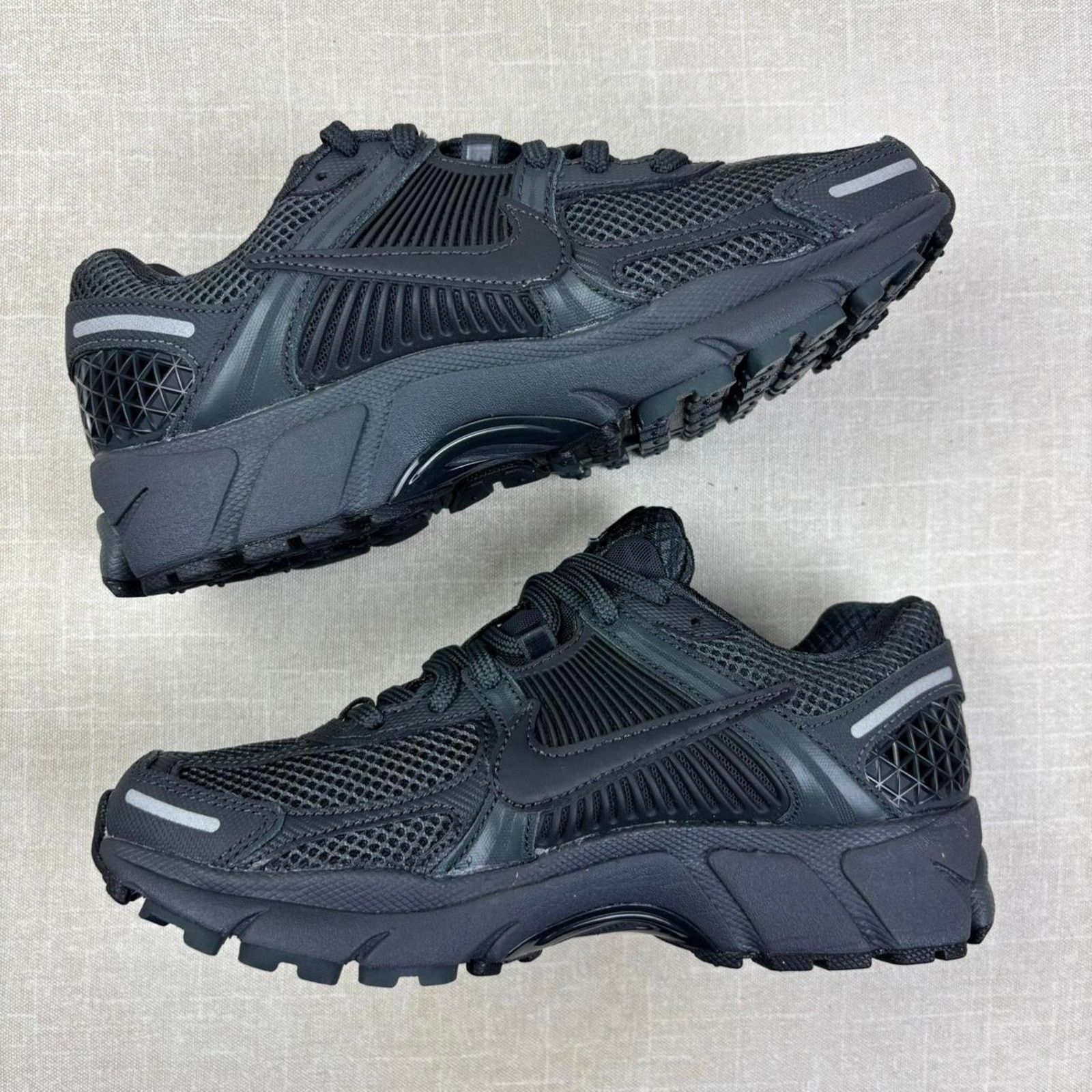 Nike 📞 2019 Nike Vomero 5 “Anthracite” 5.5W Size US 5.5 / IT 35.5 - 4 Thumbnail
