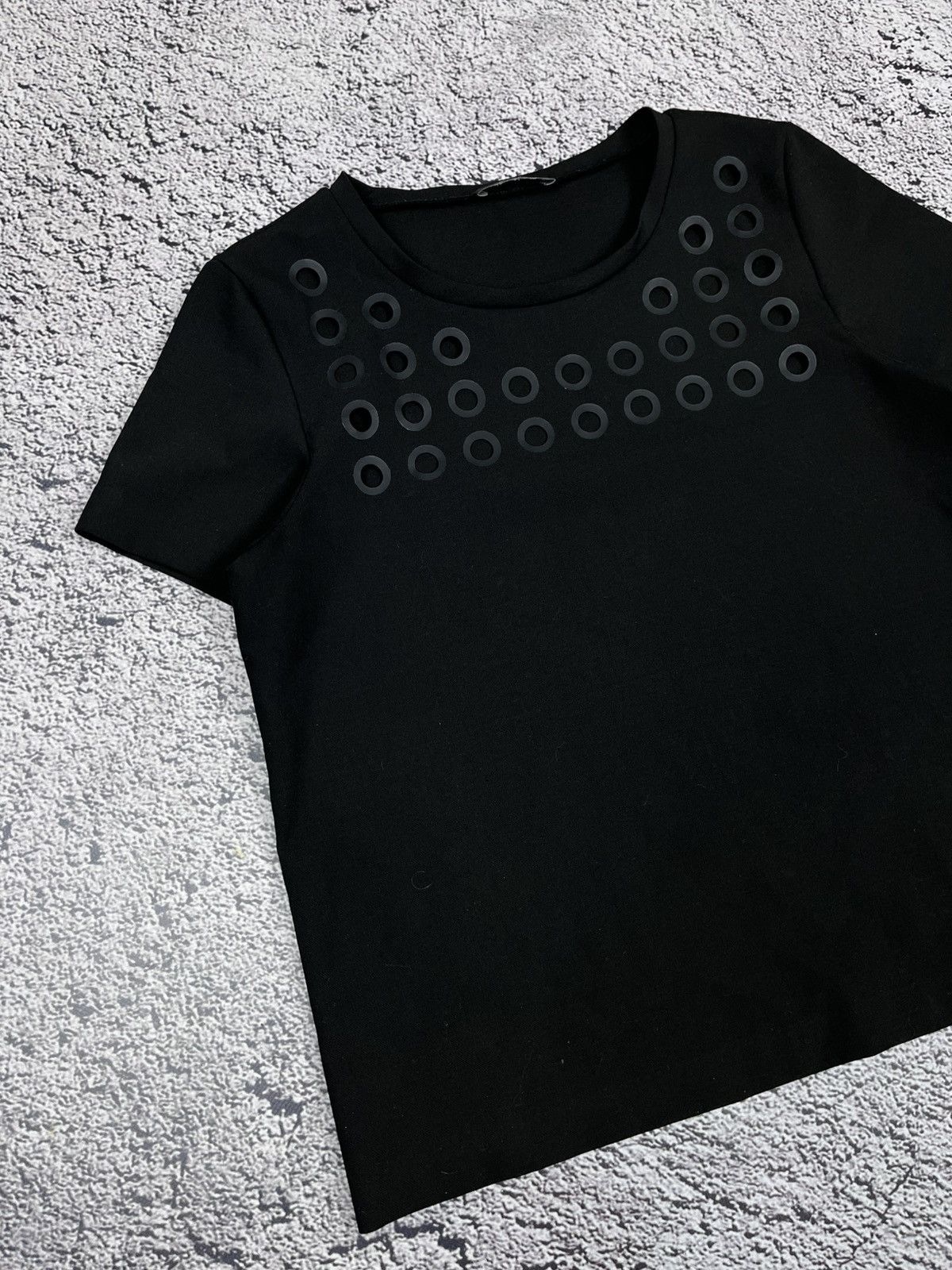 Cop Copine Cop Copine Short sleeve top circle cutouts avantgarde Size M / US 6-8 / IT 42-44 - 2 Thumbnail