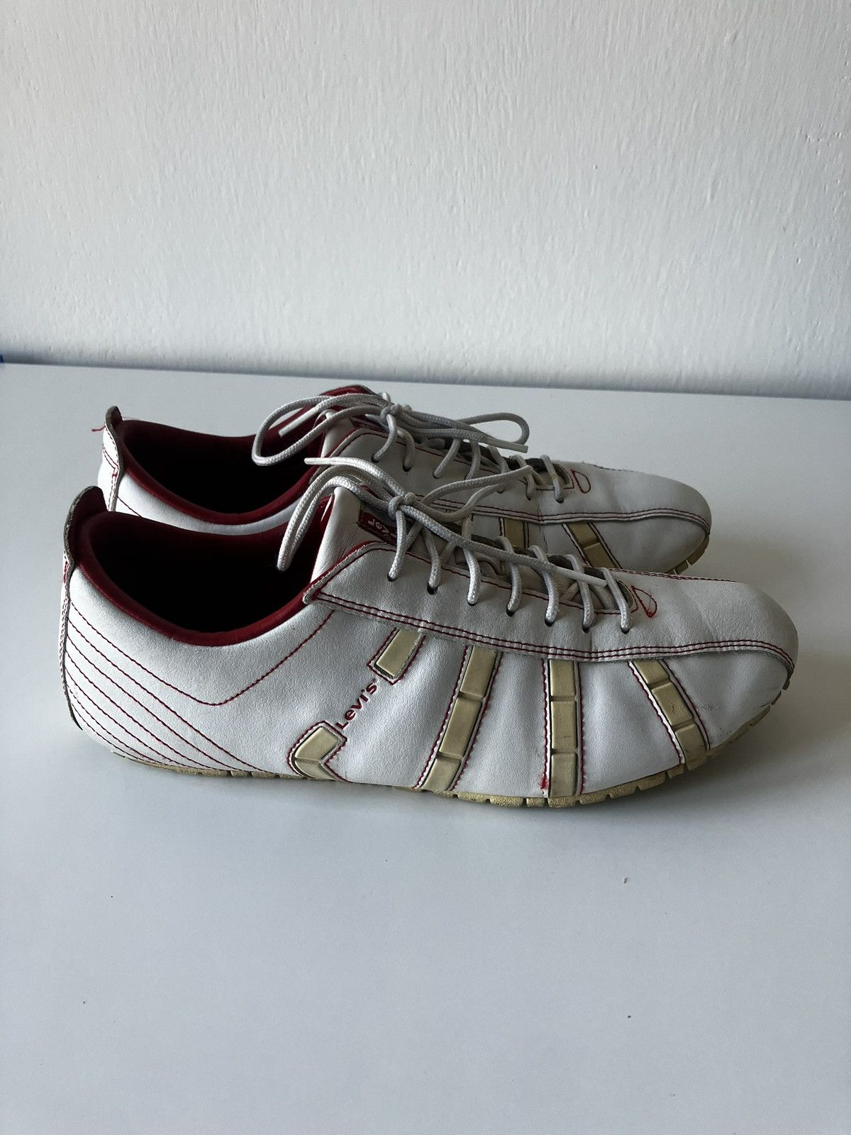 Levi's Levis Red tab vintage leather low top sneakers Size US 10 / EU 43 - 4 Thumbnail