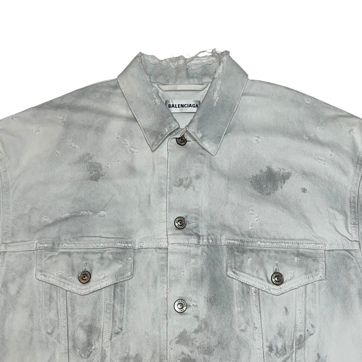 Balenciaga BALENCIAGA 2021SS DEMNA DISTRESSED THRASH WHITE DENIM JACKET Size US S / EU 44-46 / 1 - 3 Thumbnail