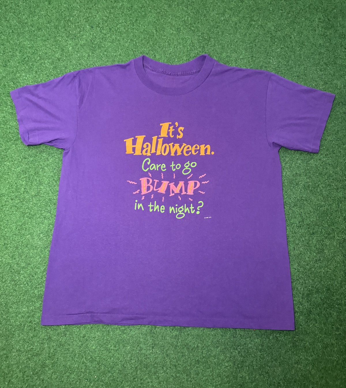 Vintage Vintage 90s Halloween Care To Go Bump In The Night? T Shirt Size US L / EU 52-54 / 3 - 1 Thumbnail