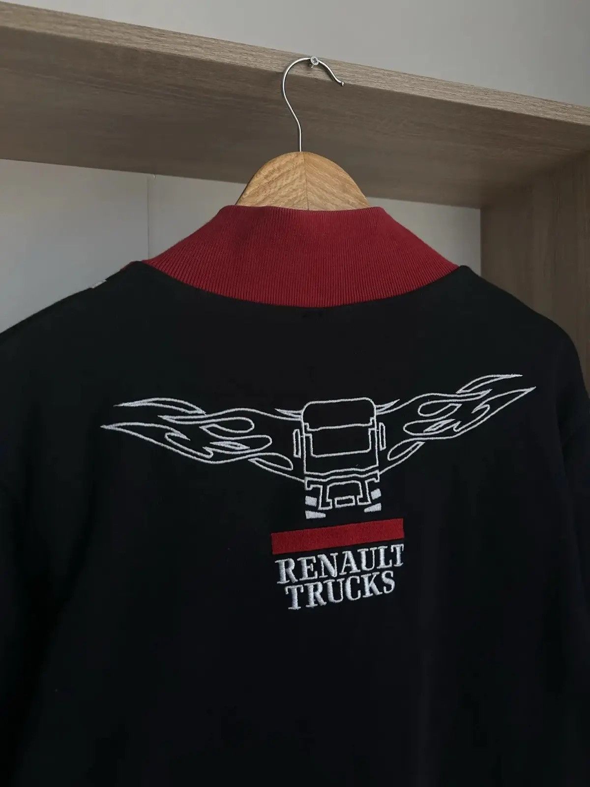 Formula 1 Vintage Renault Trucks Racing Black Zip Hoodie Size US L / EU 52-54 / 3 - 10 Thumbnail