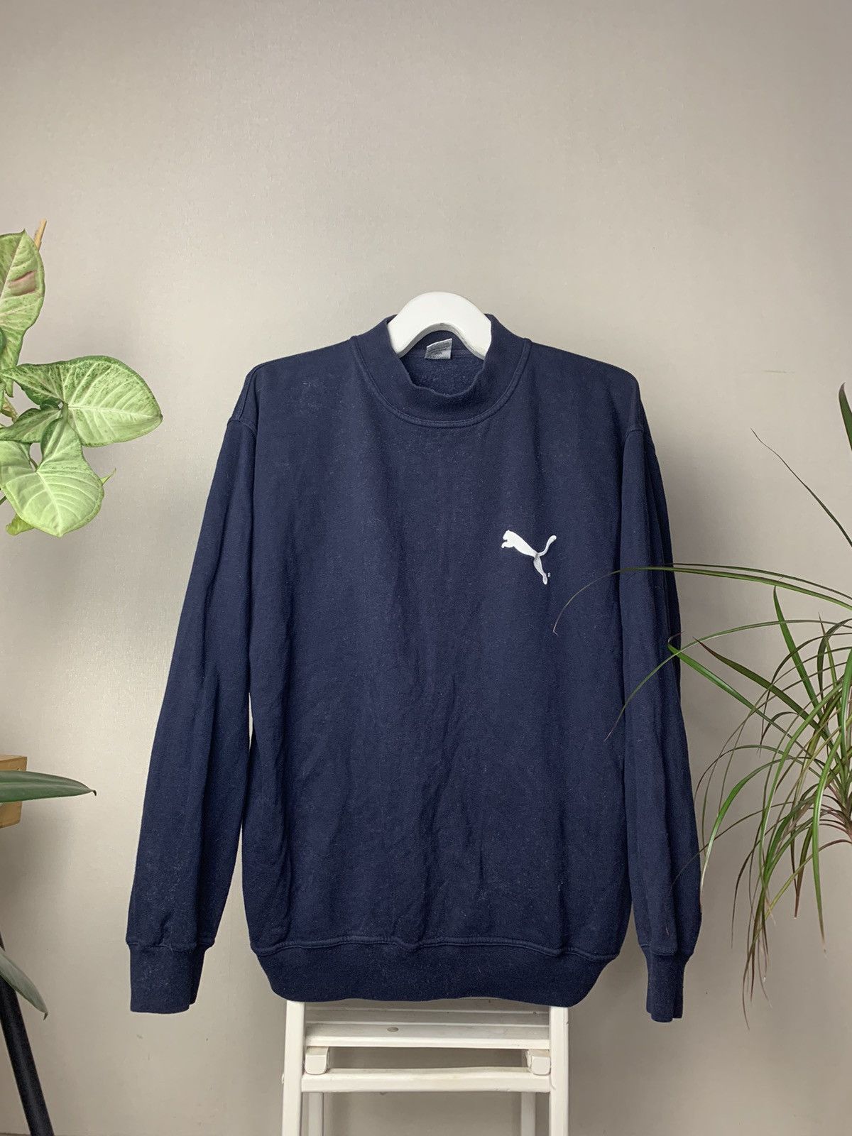 Vintage Puma Y2K Faded Wash Baggy Sweatshirt ysl nike armani Size US L / EU 52-54 / 3 - 1 Thumbnail