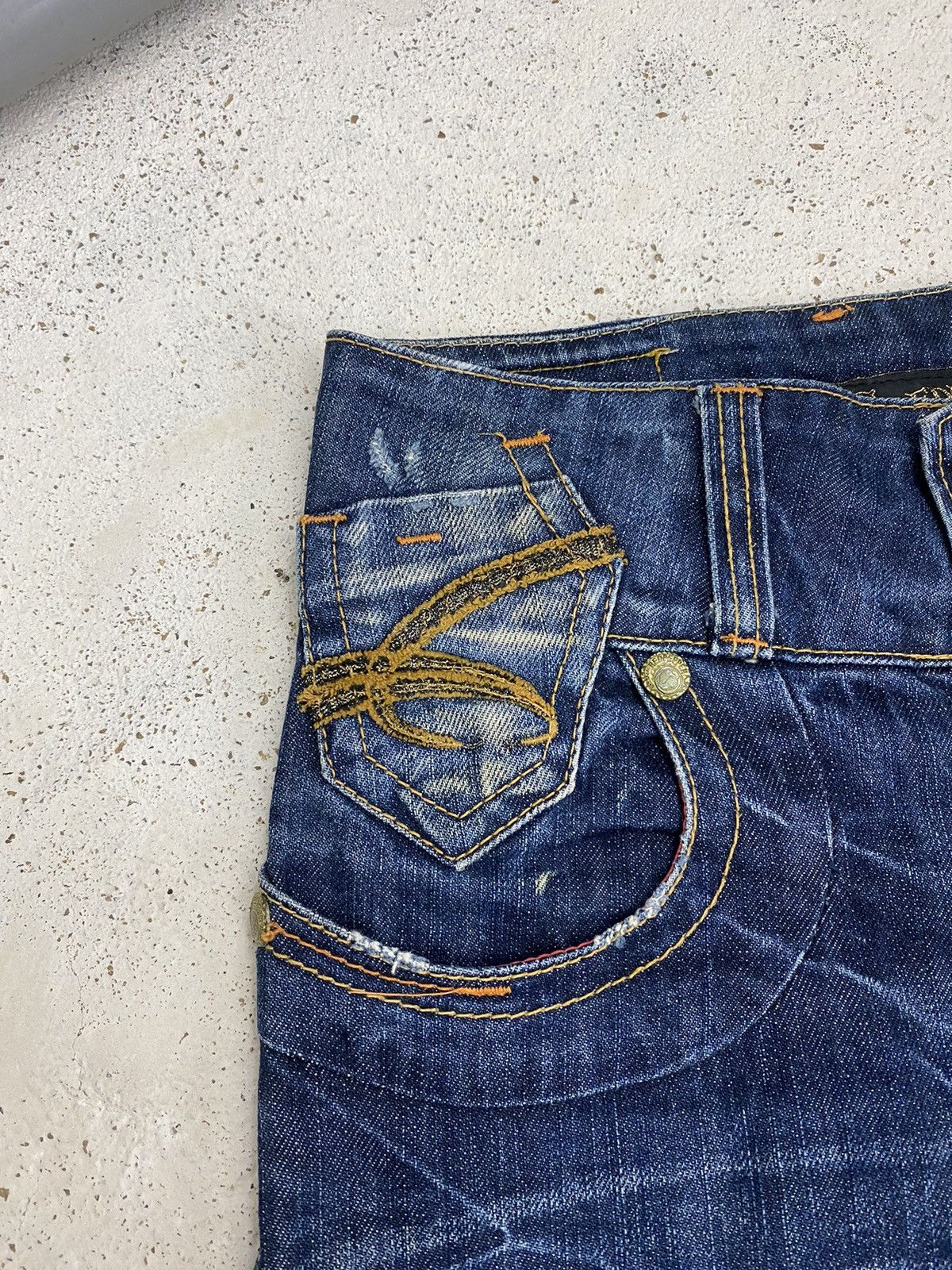 Japanese Brand × Le Grande Bleu (L.G.B.) × Tornado Mart Flare Red Pepper Denim Unique Embellished Pocket Mud Washed Size US 28 / EU 44 - 9 Thumbnail