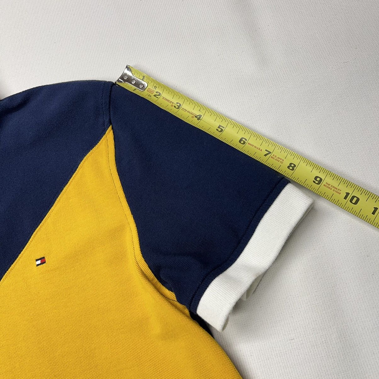 Tommy Hilfiger Tommy Hilfiger Polo Blue Yellow Custom Fit White Golf Flag Size US L / EU 52-54 / 3 - 20 Thumbnail