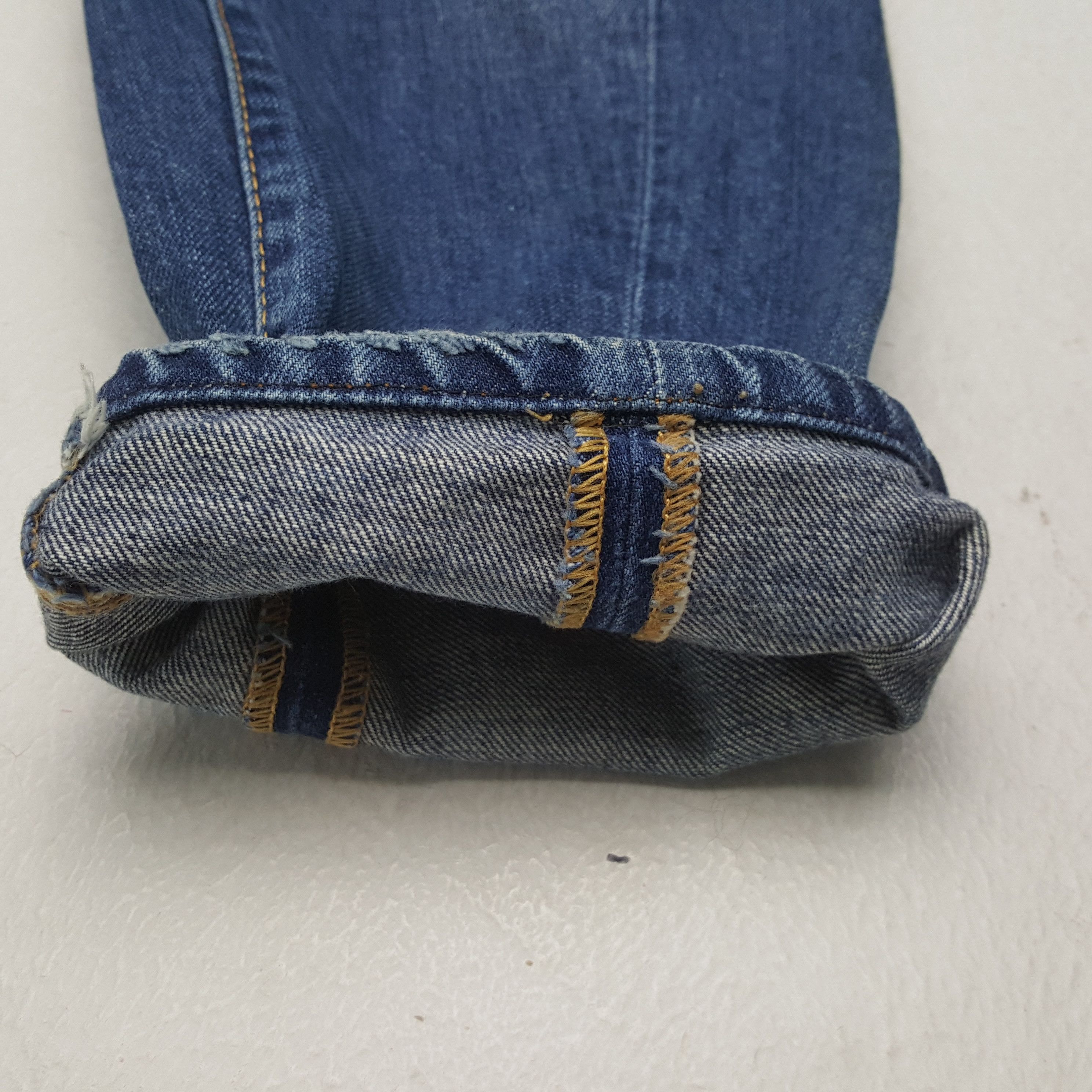 Vintage Dsquared2 Italian Brand Distressed Jeans RR10