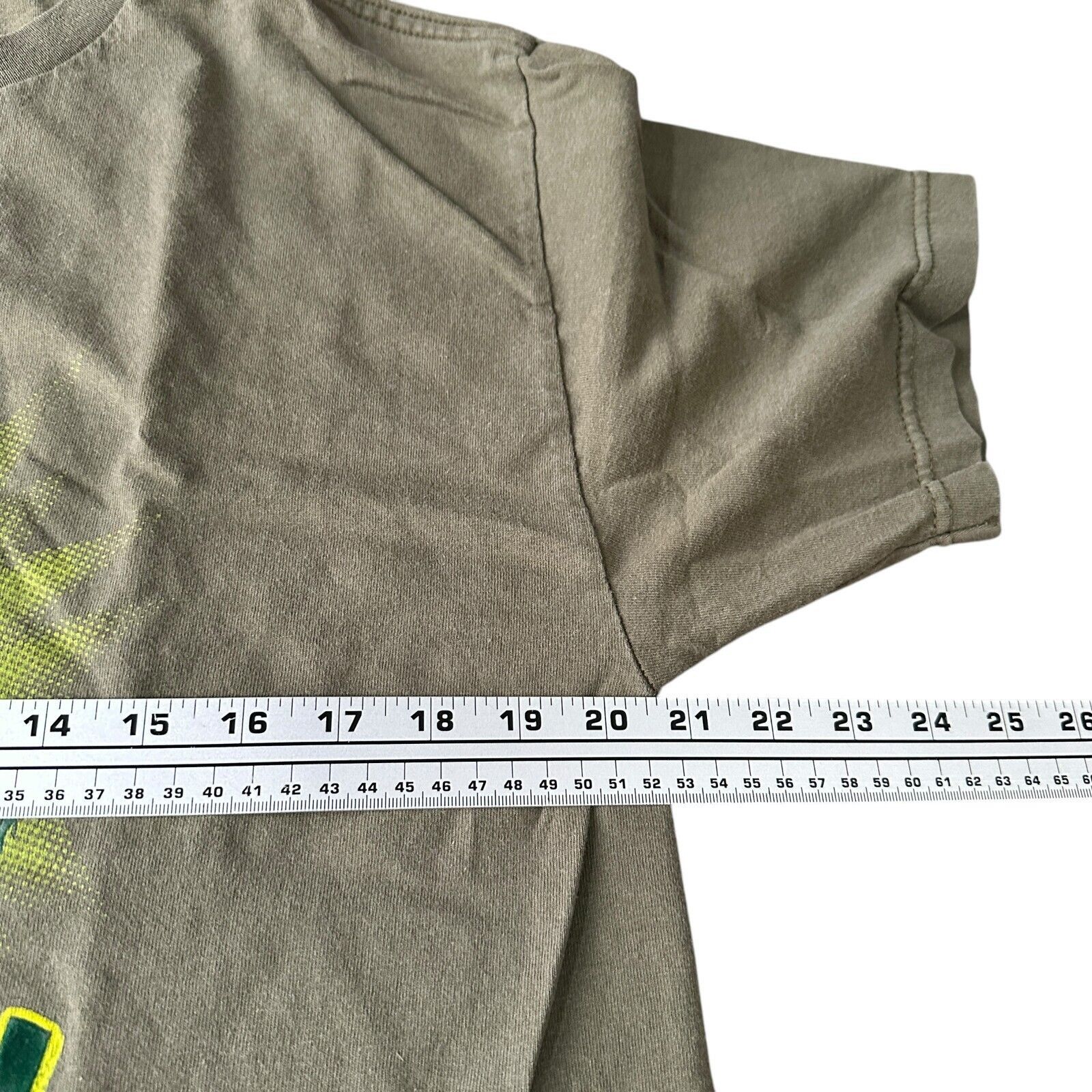 The Unbranded Brand Vintage Dr Seuss The Grinch T-Shirt Men Large Olive Green Size US L / EU 52-54 / 3 - 5 Thumbnail