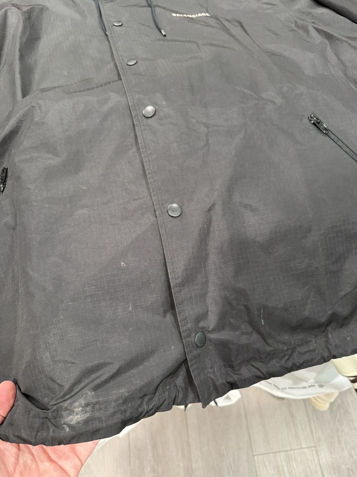 Balenciaga Balenciaga Oversized World Food Programme Windbreaker Size US M / EU 48-50 / 2 - 6 Thumbnail