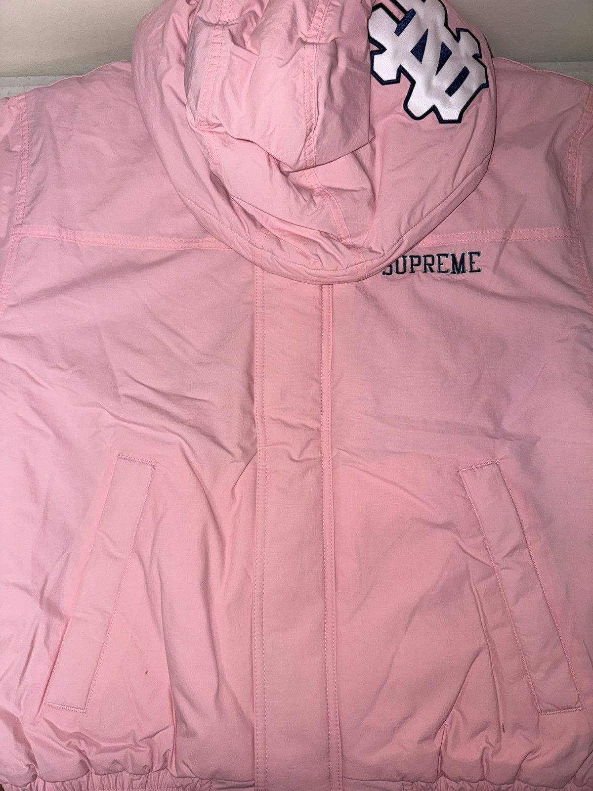 Mitchell & Ness × NCAA × Supreme Supreme Mitchell & Ness NCAA UNC Hooded Stadium Jacket Size US S / EU 44-46 / 1 - 7 Thumbnail