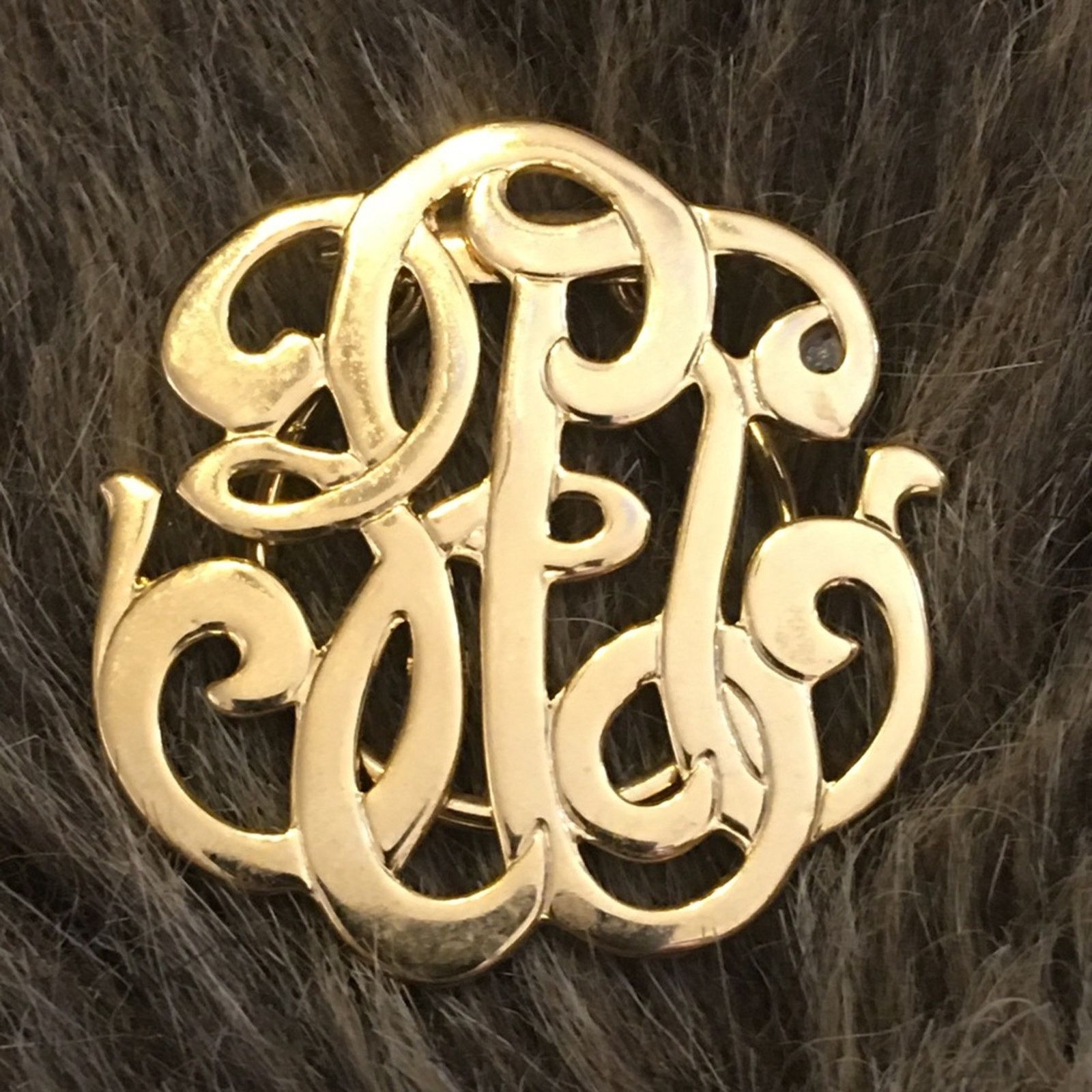 Vintage Vintage gold tone monogram style scarf clip Size ONE SIZE - 3 Thumbnail