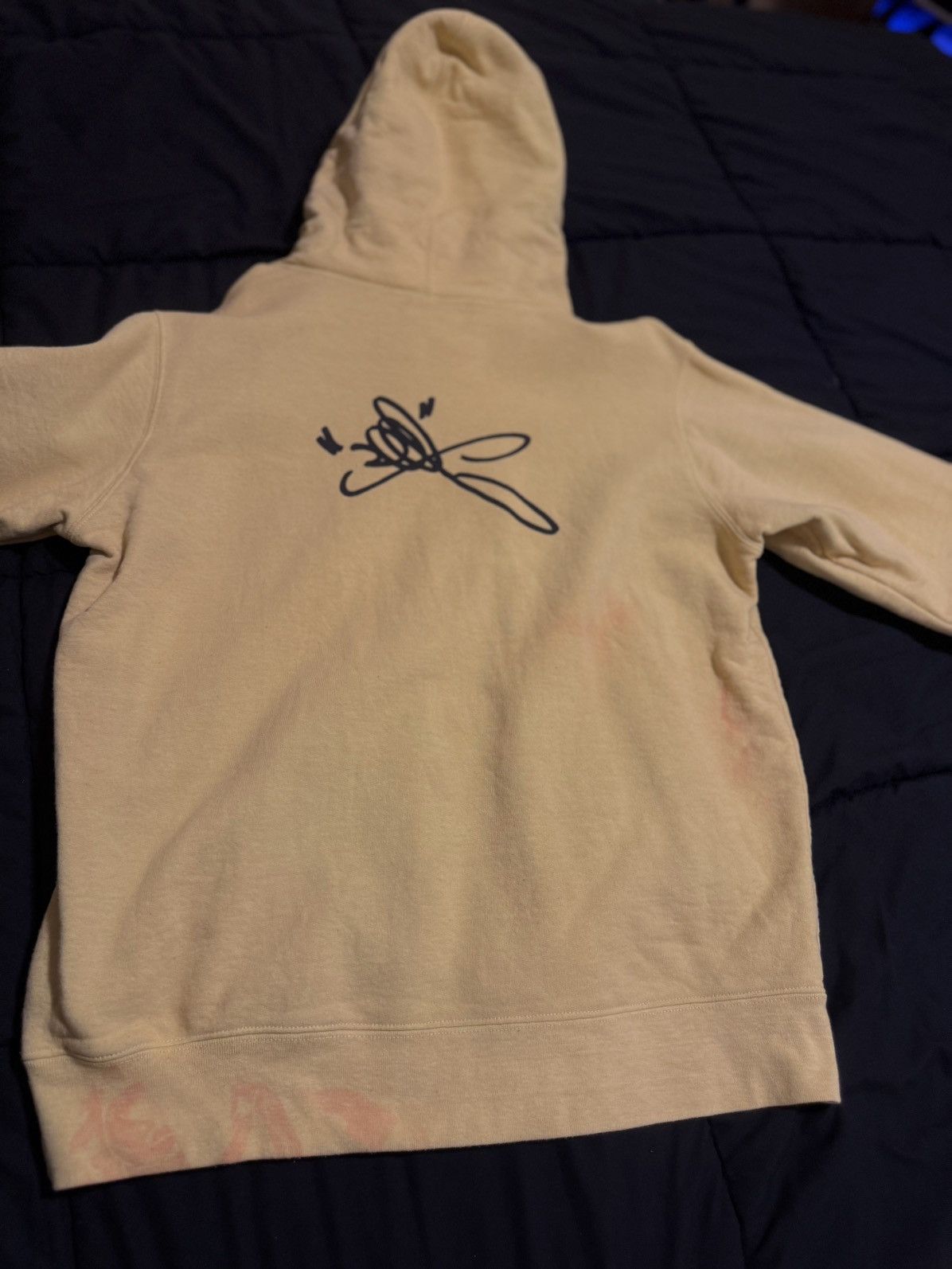 Supreme Yellow Supreme Hoodie Size Large Pre Owned Wash Stain Size US L / EU 52-54 / 3 - 6 Thumbnail