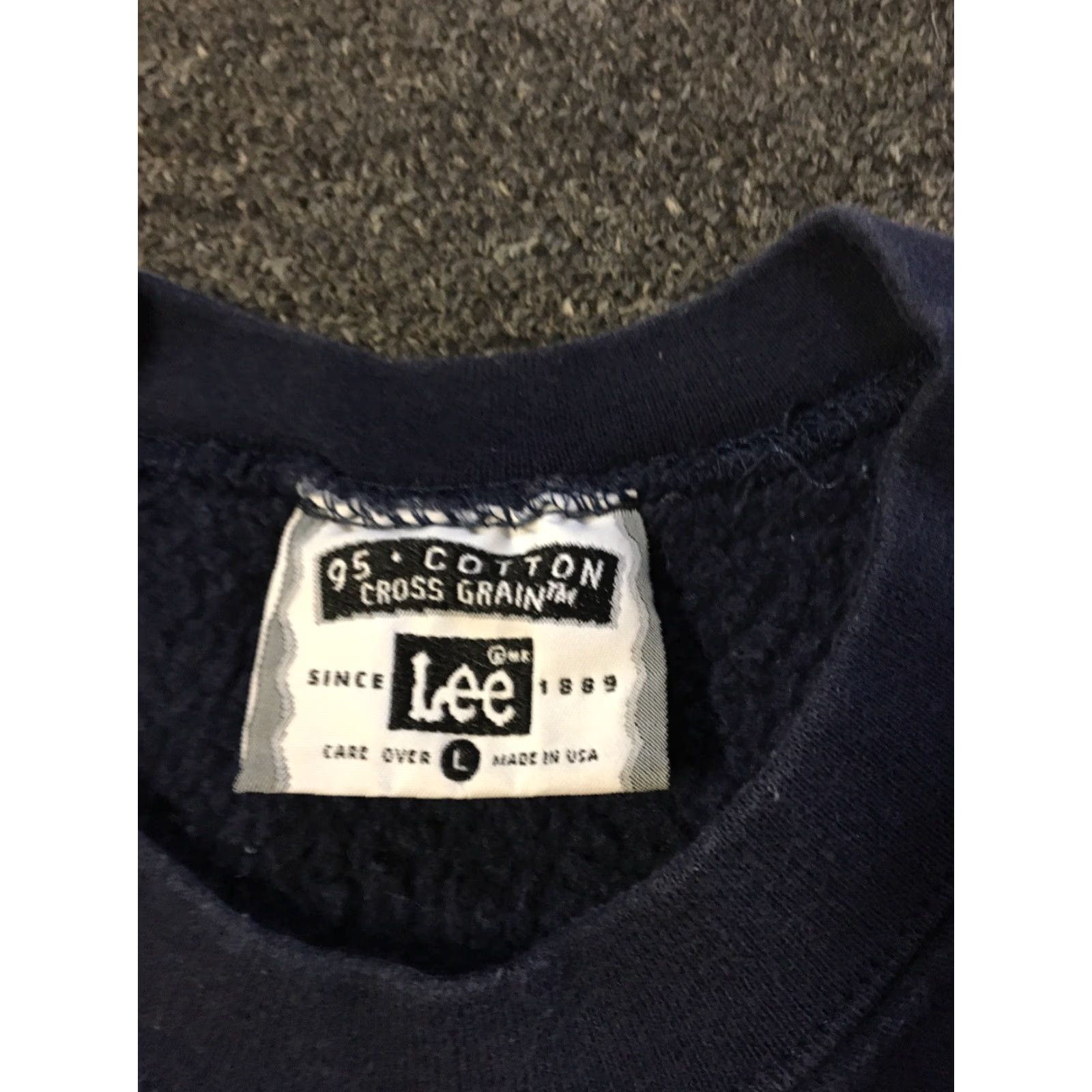 Lee VINTAGE Lee Sweatshirt L Navy Blue Reversible Flat Candles 90s 80s USA Track & Field Grunge PULLOVER Men Size US L / EU 52-54 / 3 - 5 Thumbnail