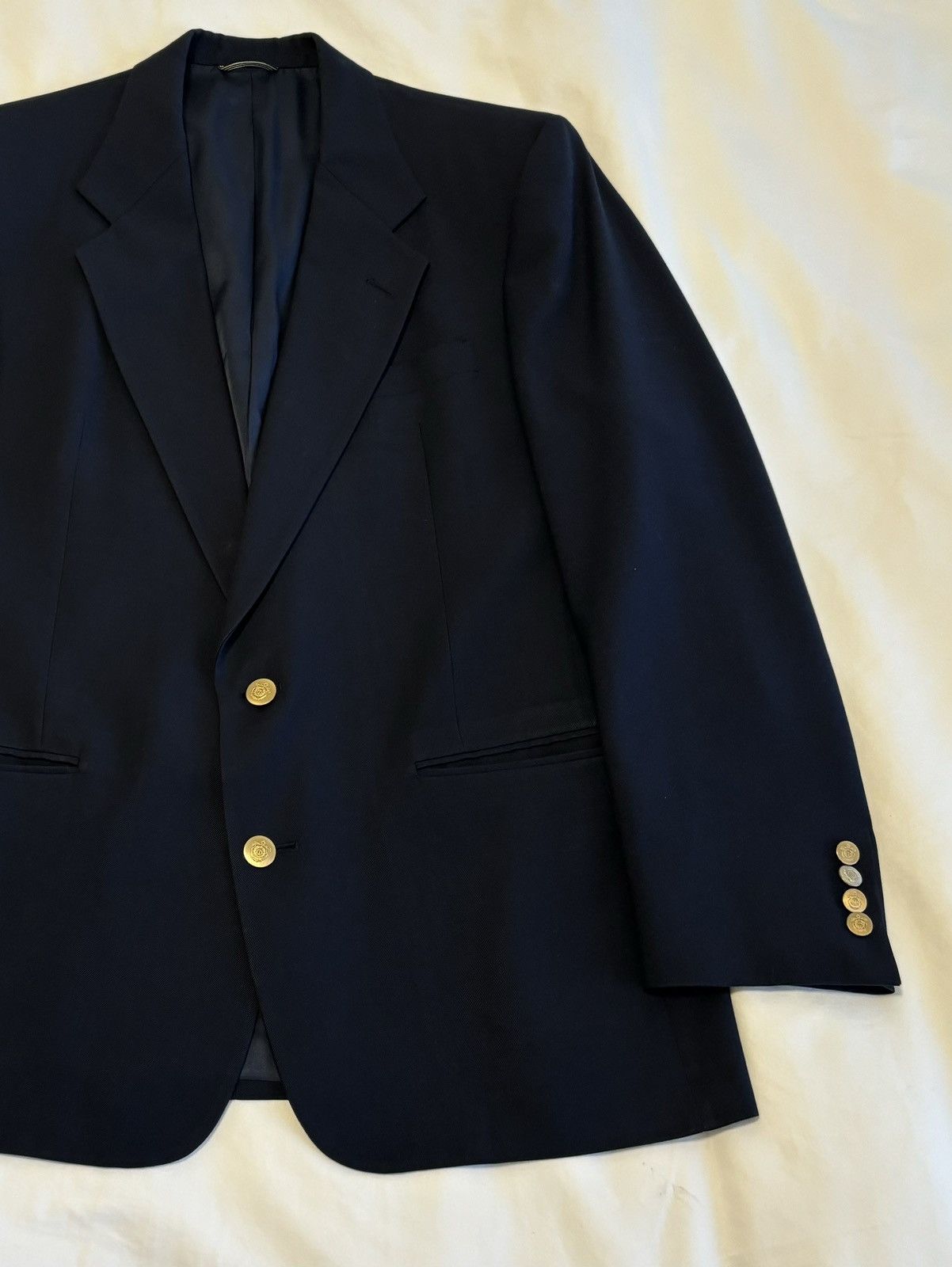 Christian Dior Monsieur × Designer × Vintage Vintage Christian Dior Gold Button Navy Blue Blazer Mens 42R Size 42R - 2 Thumbnail