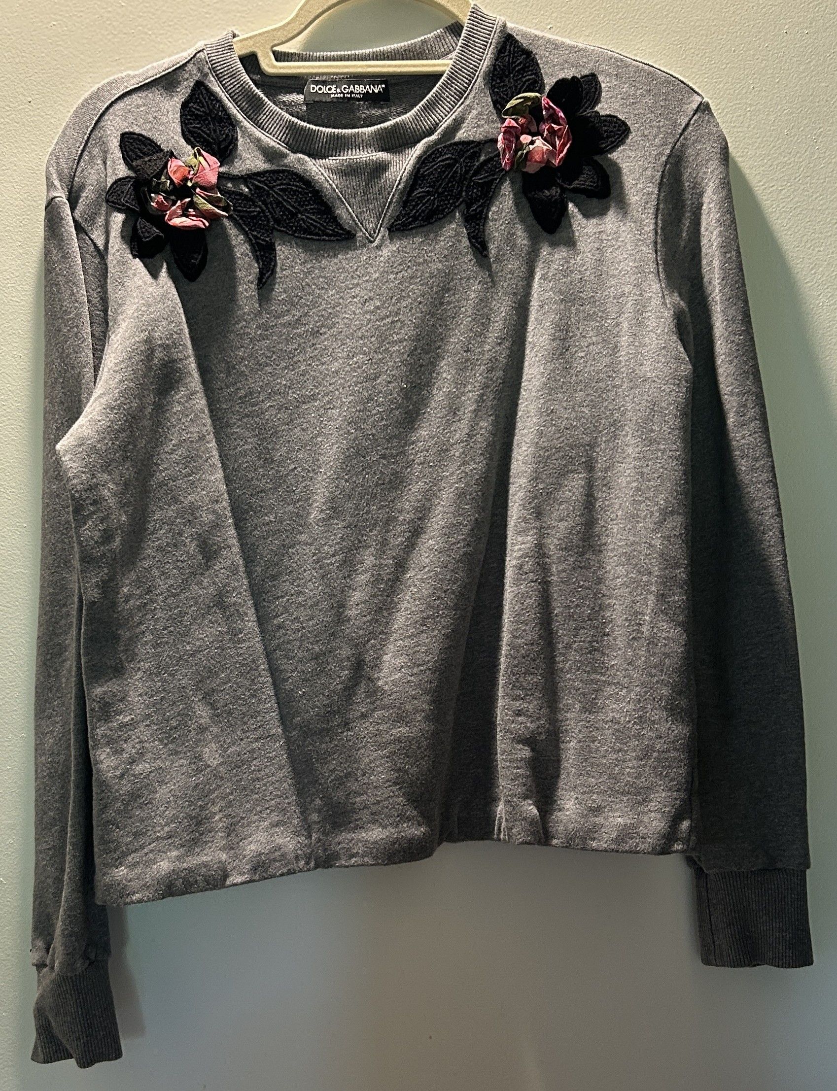 Dolce & Gabbana Dolce & Gabbana Gray Sweater Floral Embroidery Pullover Size M / US 6-8 / IT 42-44 - 1 Thumbnail