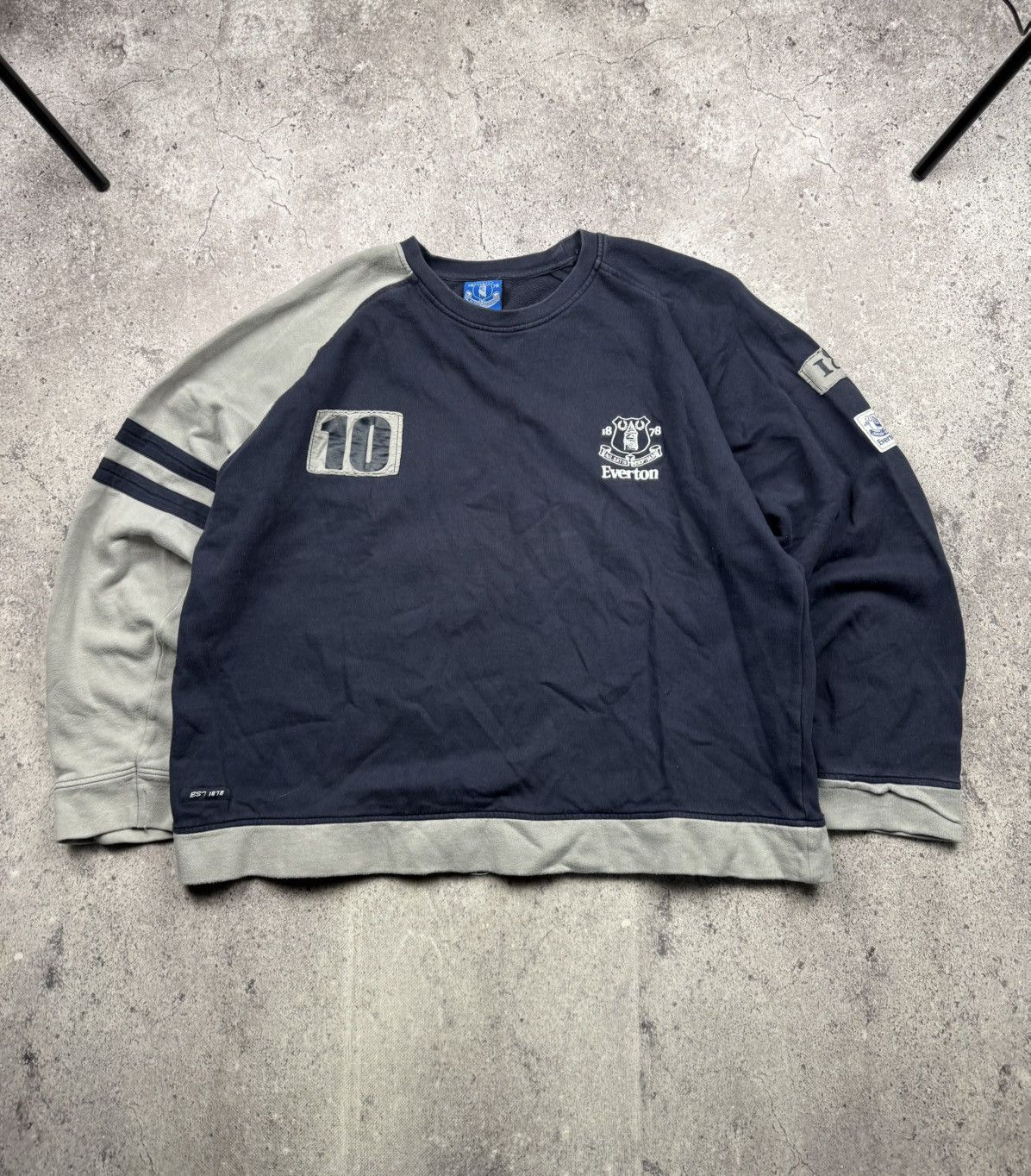 Umbro Vintage Everton soccer sweatshirt size L logo English Size US L / EU 52-54 / 3 - 1 Thumbnail