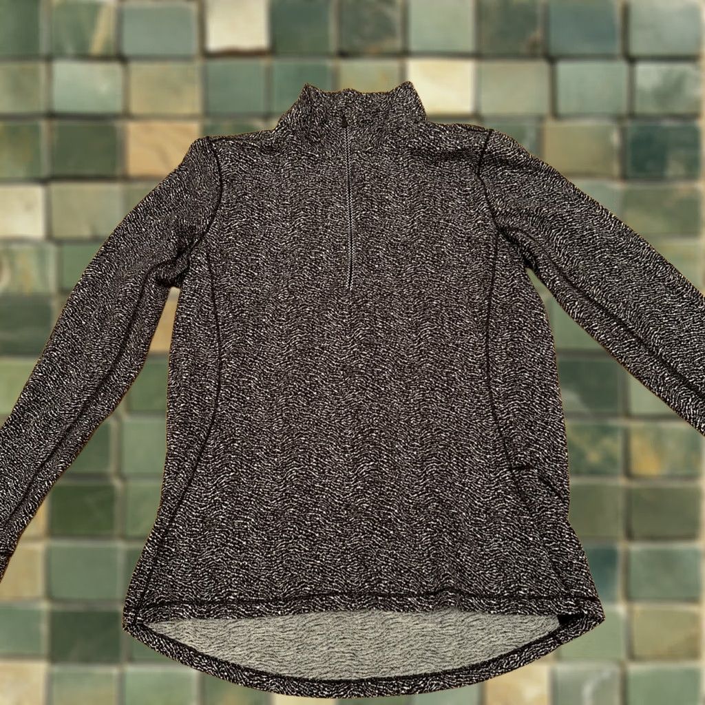 Lululemon Lululemon Outrun Half Zip Ripple Jacquard Size 12 Black White Thumb Holes Yoga Womens Kak? Size XL / US 12-14 / IT 48-50 - 1 Thumbnail