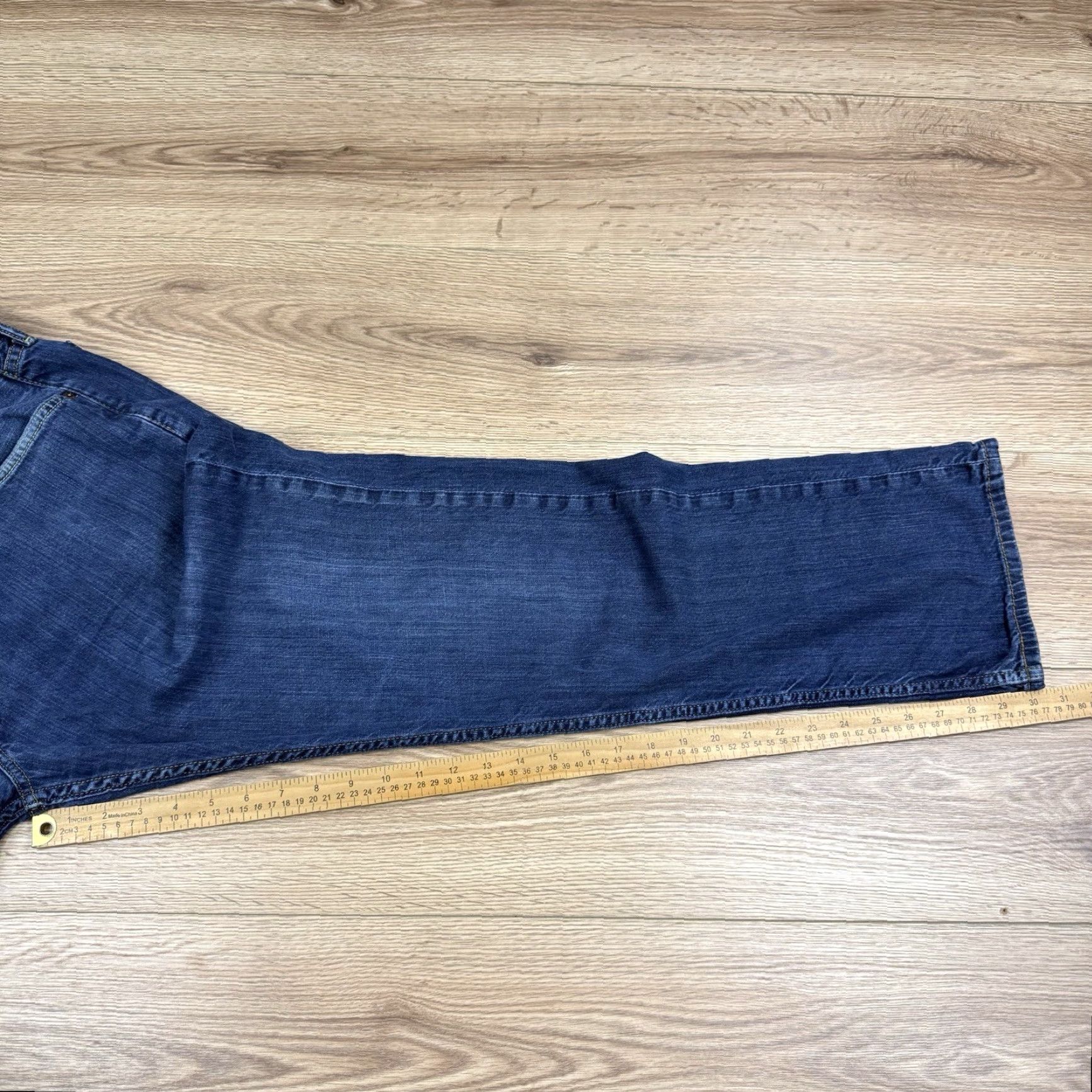 Levi's **Levi's 505 Men's Medium Washed Blue Straight Leg Jeans** User: Levi's 505 Men's Medium Washed Blue Straight Leg Jeans Size US 36 / EU 52 - 7 Thumbnail