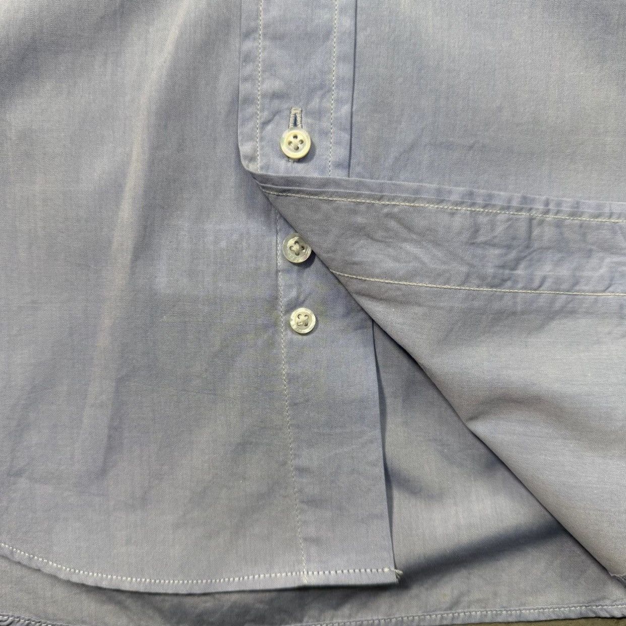 Thom Browne THOM BROWNE Men's Stripe Armband Patch Button-Up Shirt SZ 1 Size US S / EU 44-46 / 1 - 8 Thumbnail