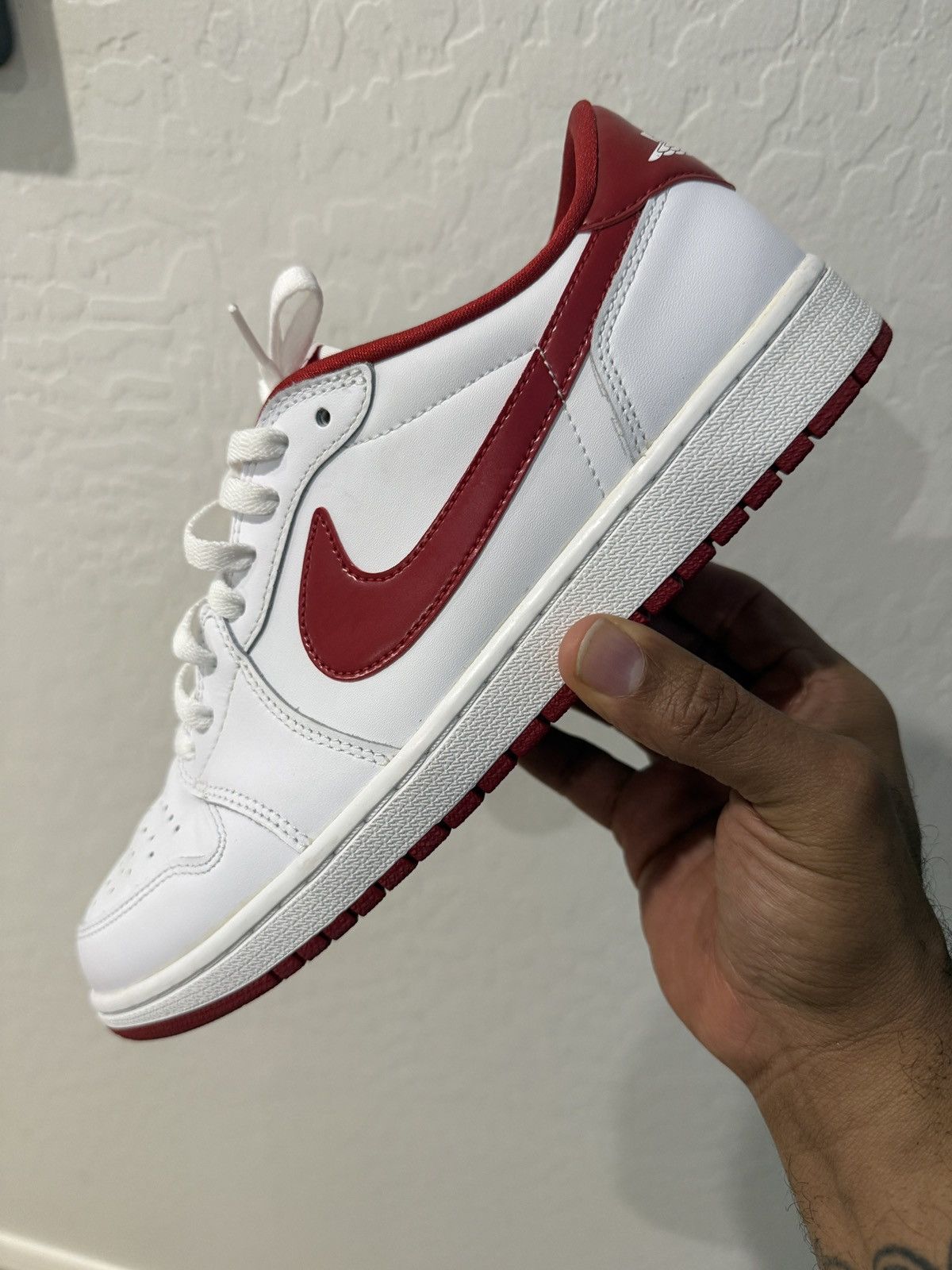 Nike Air Jordan 1 Retro Low White Varsity Red (2015) - Size 11.5M Size US 11.5 / EU 44-45 - 1 Thumbnail