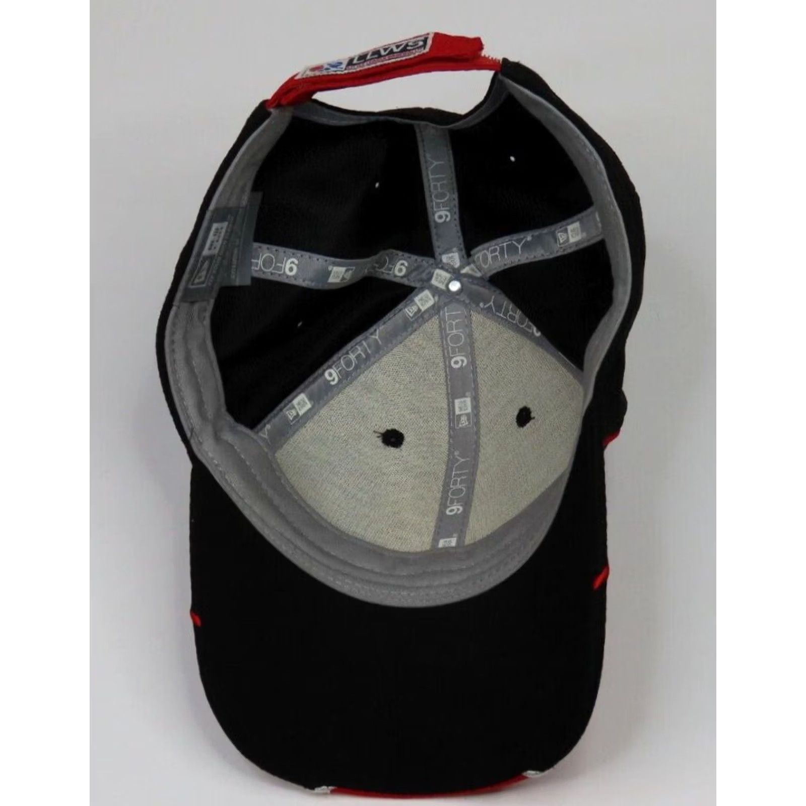 New Era VINTAGE 2015 Little League World Series Strapback Hat Cap New Era Black Red Wool Blend Baseball Cap Men One Size Size ONE SIZE - 4 Thumbnail