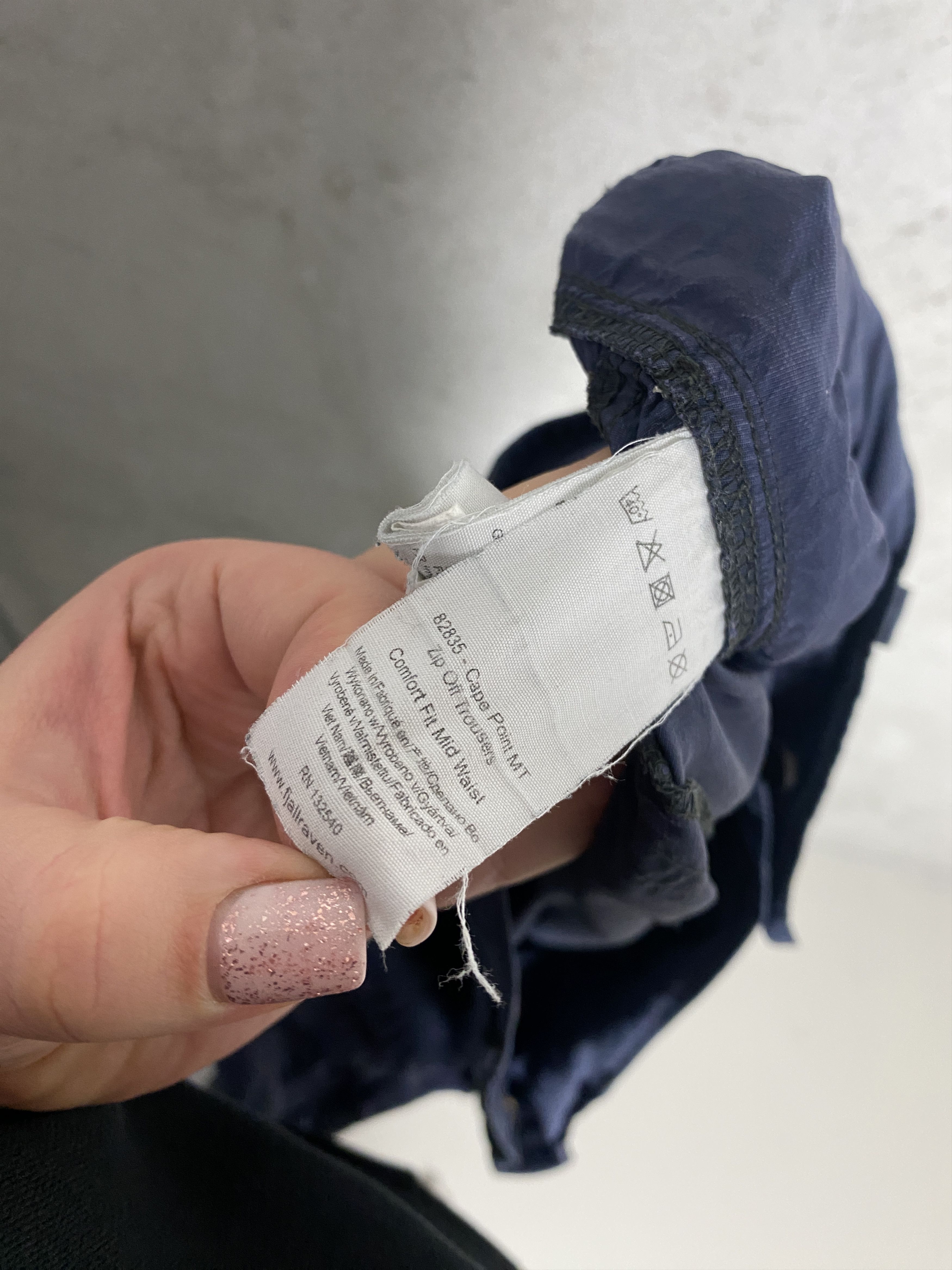 Fjallraven Fjallraven Cape Point MT Zip off trousers outdoor gorpcore Size US 40 / EU 56 - 7 Thumbnail