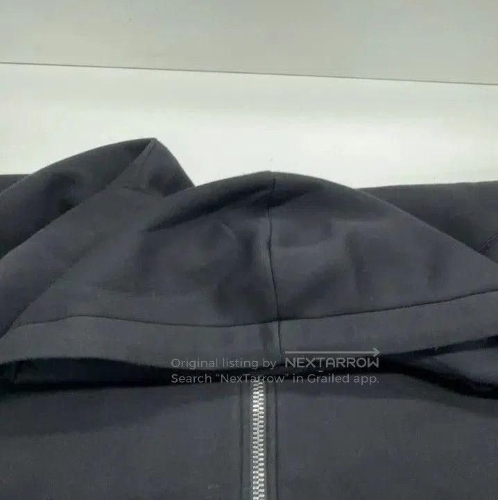 Givenchy Givenchy Unisex Solid Zip Hooded Jacket. Size US S / EU 44-46 / 1 - 2 Thumbnail