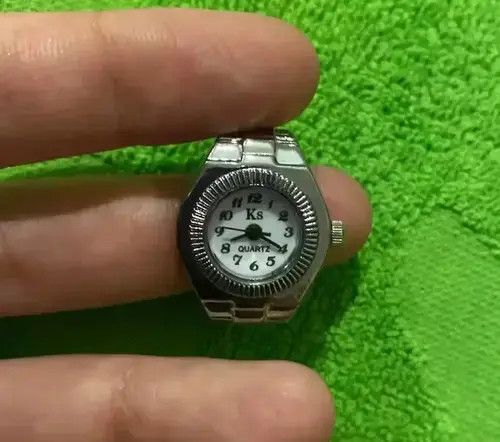 Jewelry × Vintage Watch Ring White Silver Modern Time Clock Punk Art Sleek Size ONE SIZE - 2 Thumbnail