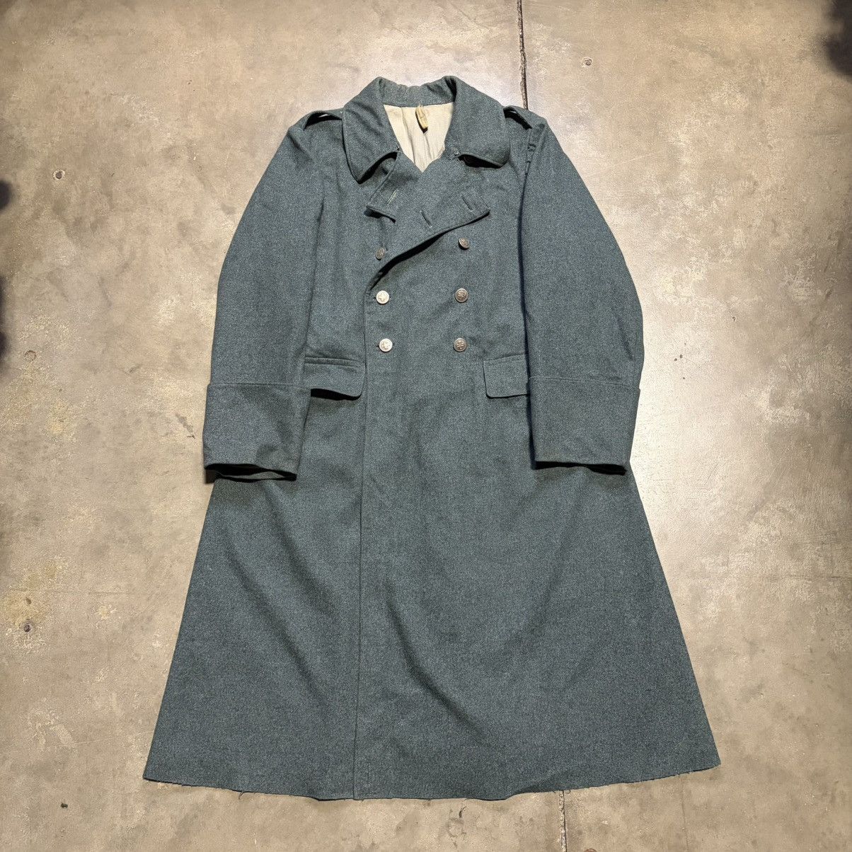 Vintage Vintage Swiss Military Army Medic Trench Overcoat Wool 60s Size US S / EU 44-46 / 1 - 1 Thumbnail