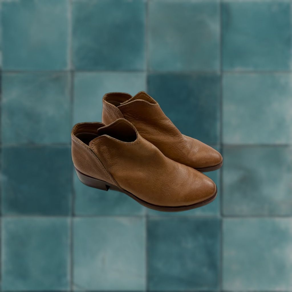 Dolce Vita Dolce Vita Ankle Boots Women’s 8 Brown Leather Almond Toe Block Heel Casual Outdoor Size US 8 / IT 38 - 1 Thumbnail