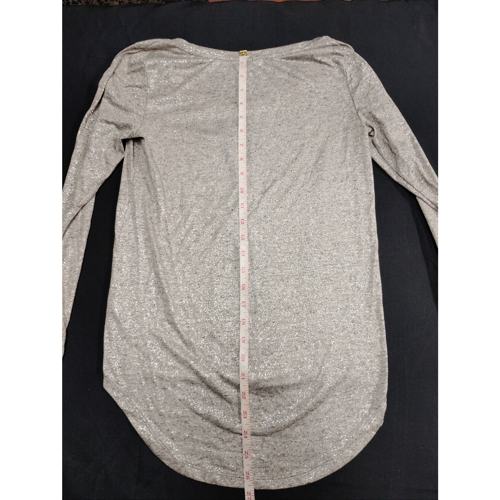 Rock & Republic Rock & Republic Metallic Silver V-Neck Long Sleeve Top Size S / US 4 / IT 40 - 5 Thumbnail