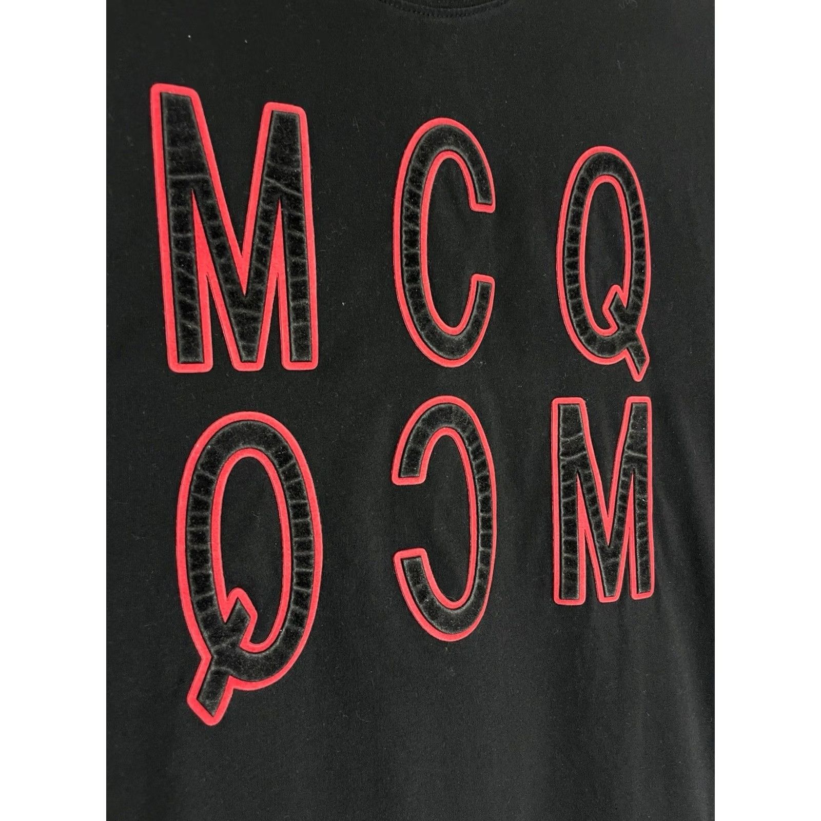 Alexander McQueen McQ Alexander McQueen Velvet Logo T-Shirt, Black, L, Men, Crew Neck, Cotton, Regular, All Seasons, Designer, Vintage: No Size US L / EU 52-54 / 3 - 7 Thumbnail