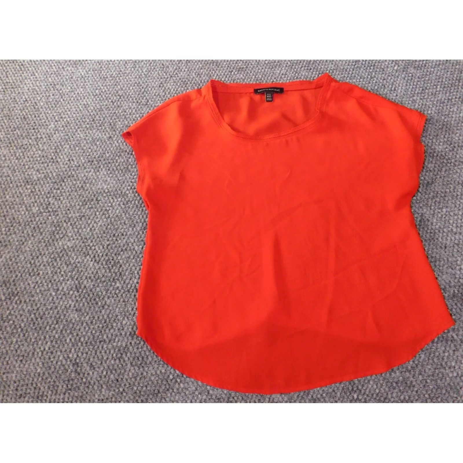 Banana Republic Banana Republic Blouse Womens P2XS Petite Red Crew Neck Short Sleeve Pullover Top Casual Classic Stretch Modal Polyester Rayon XS? Size XXS / US 00 / IT 34 - 3 Thumbnail