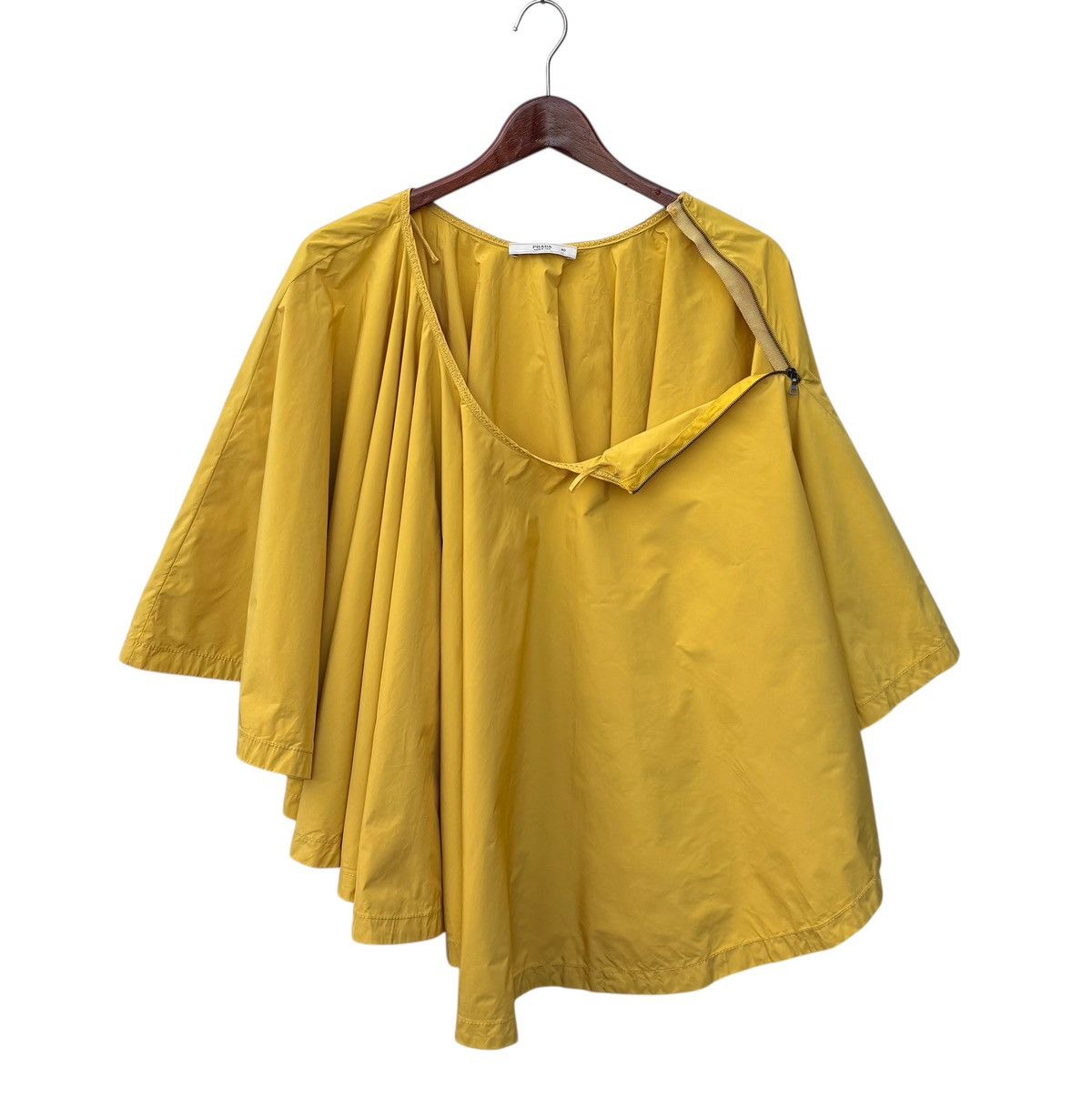 Prada Prada Archive Yellow Draped Cape Top Size S / US 4 / IT 40 - 7 Thumbnail