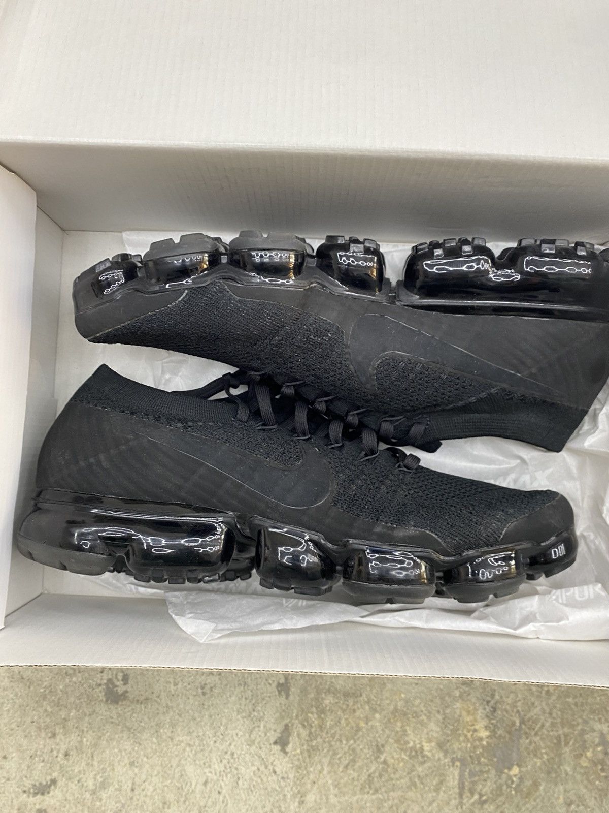 Nike Nike Vapormax Flyknit Air Black Size US 10.5 / EU 43-44 - 1 Thumbnail