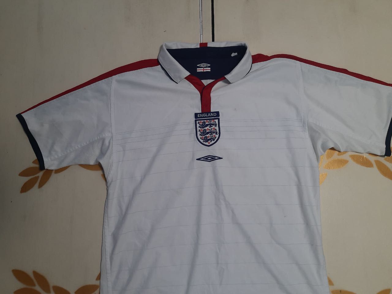 Umbro Umbro England Reversible Jersey 2003-2005 Size US M / EU 48-50 / 2 - 5 Thumbnail