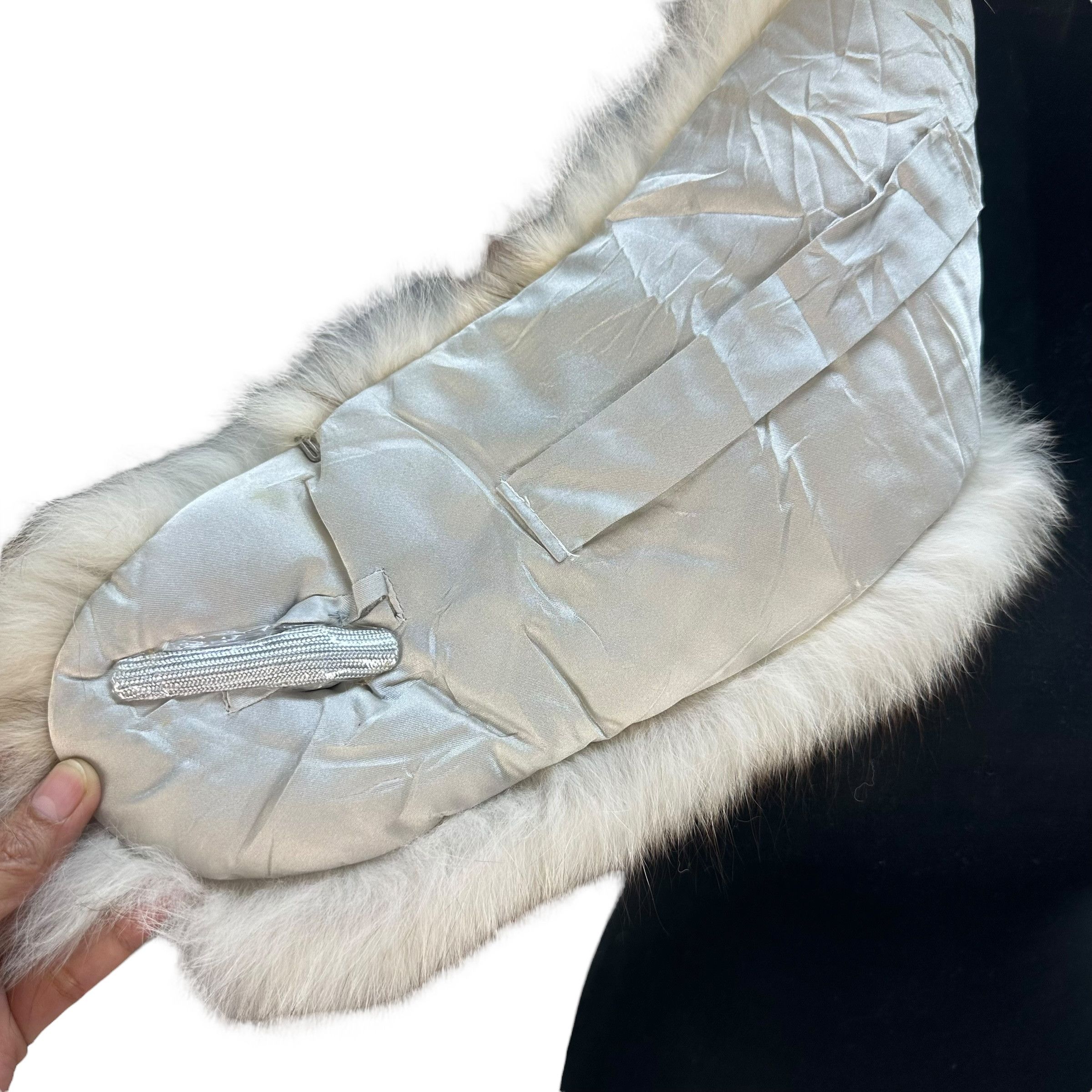 Sagafurs SAGA FOX TRIM BESATZ GARNITURE SHAWL COLLAR WRAP #8940-041 Size ONE SIZE - 9 Thumbnail