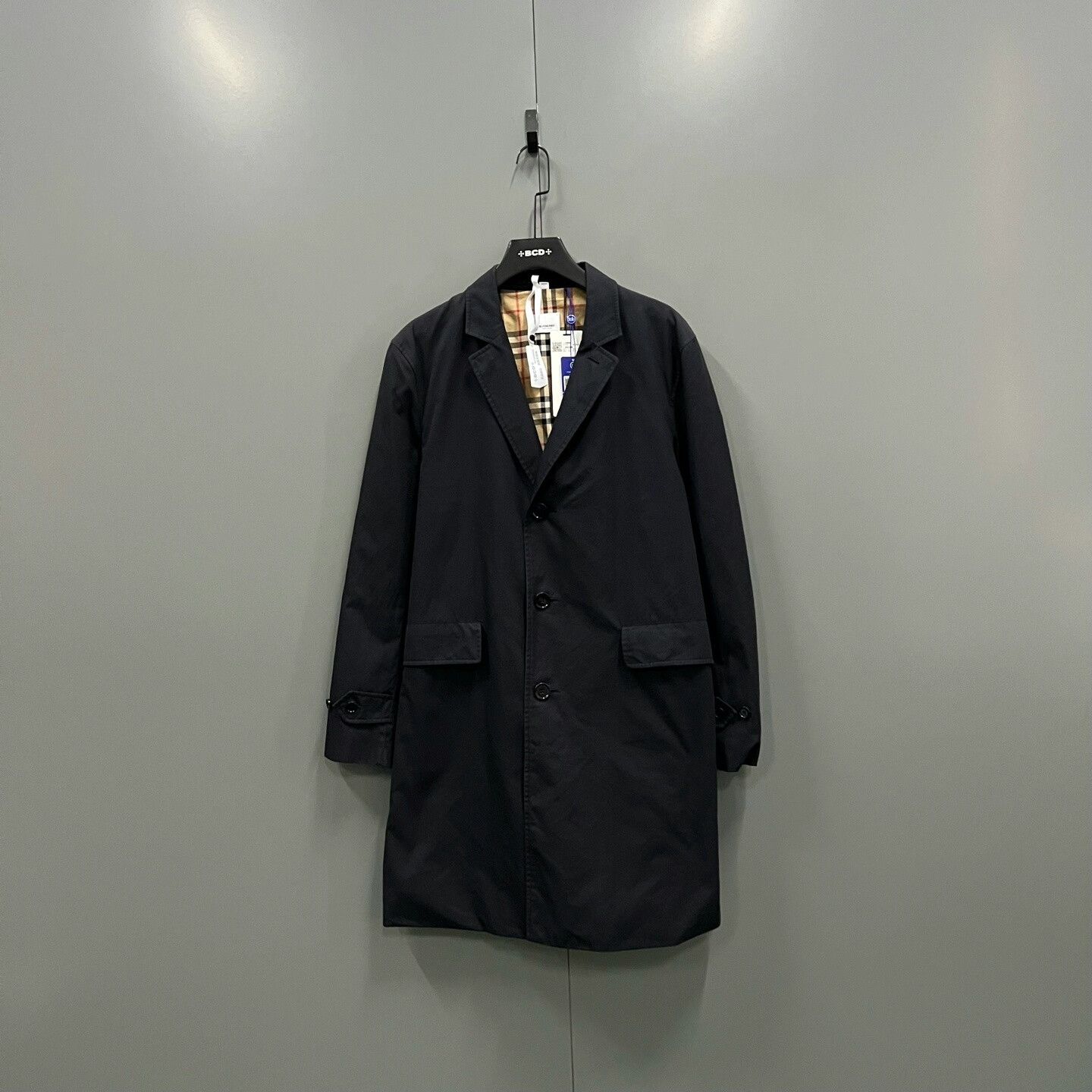 Burberry Burberry Check Lining Collar Coat Size US L / EU 52-54 / 3 - 1 Thumbnail
