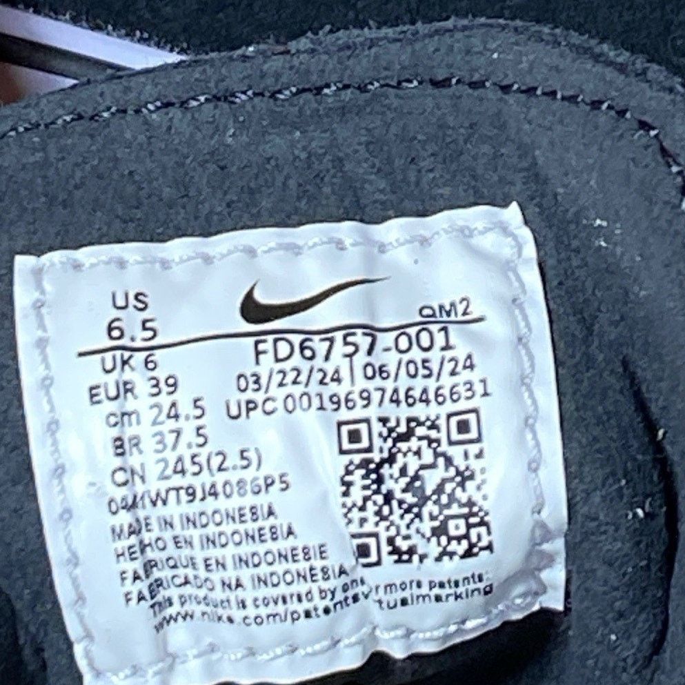 Nike Nike Zoom Stefan Janoski SB Black White FD6757-001 Size US 8 / IT 38 - 12 Thumbnail