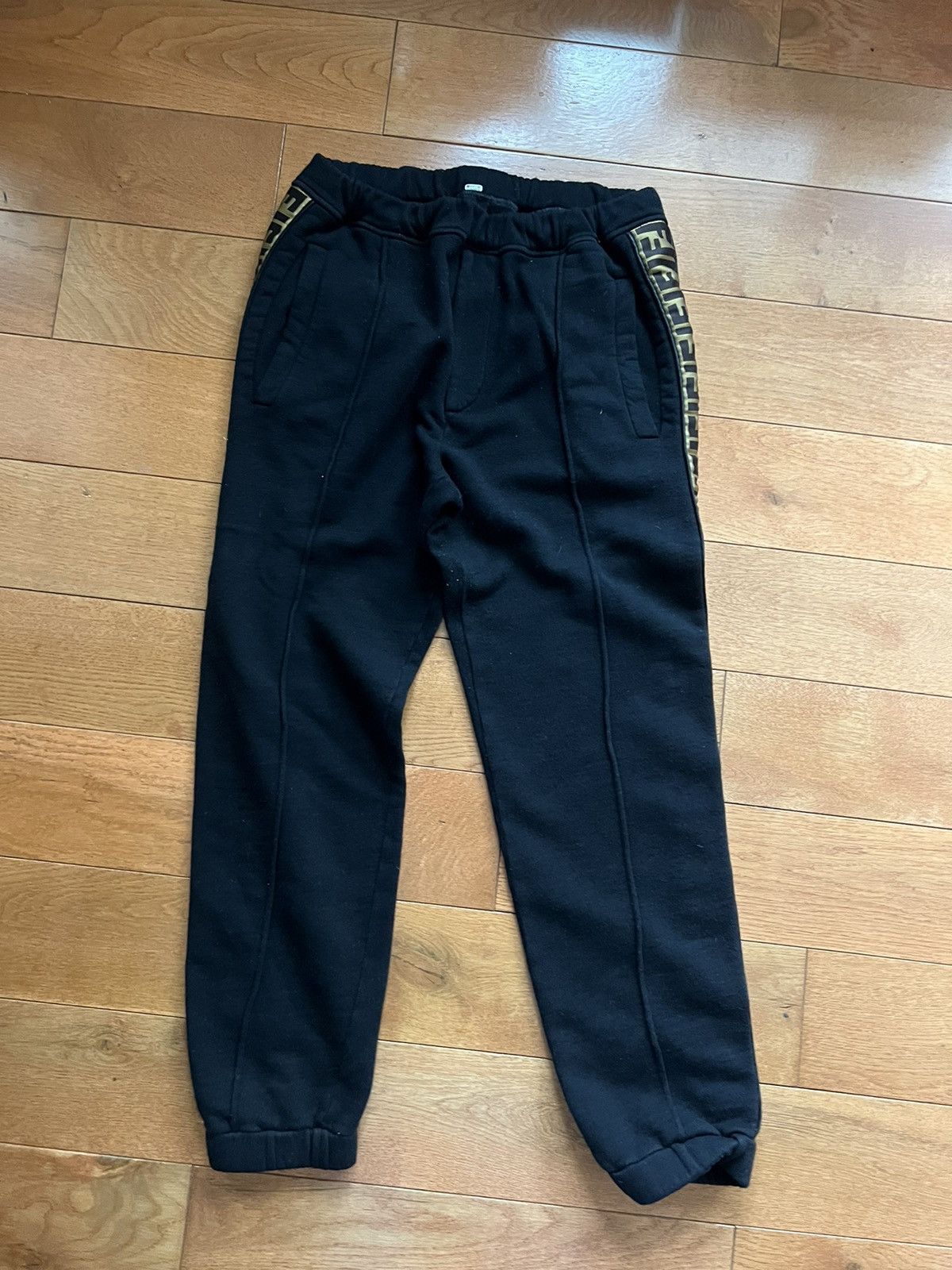 Fendi Fendi Logo pants Size US 30 / EU 46 - 1 Thumbnail