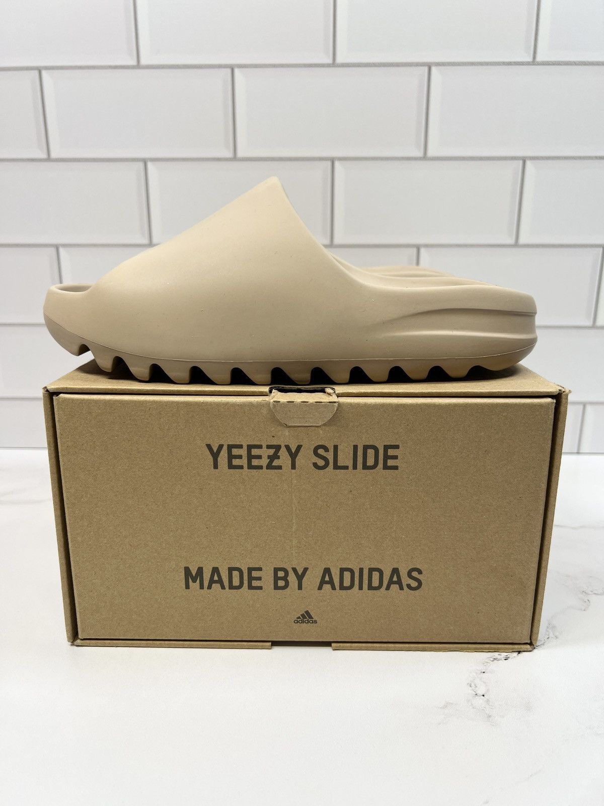 Adidas Adidas Yeezy Boost Slides Slide Sandals Slippers Size US 7.5 / IT 37.5 - 5 Thumbnail