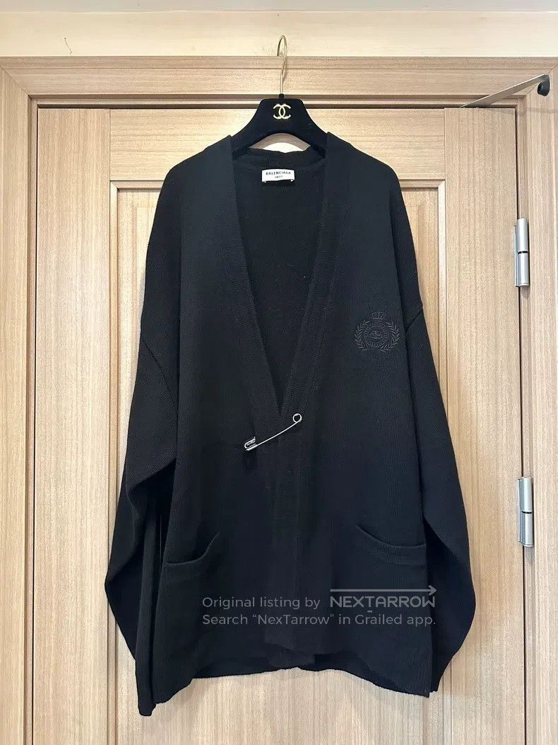 Balenciaga Balenciaga Wheat ear large logo safety pin cardigan Size US XS / EU 42 / 0 - 1 Thumbnail