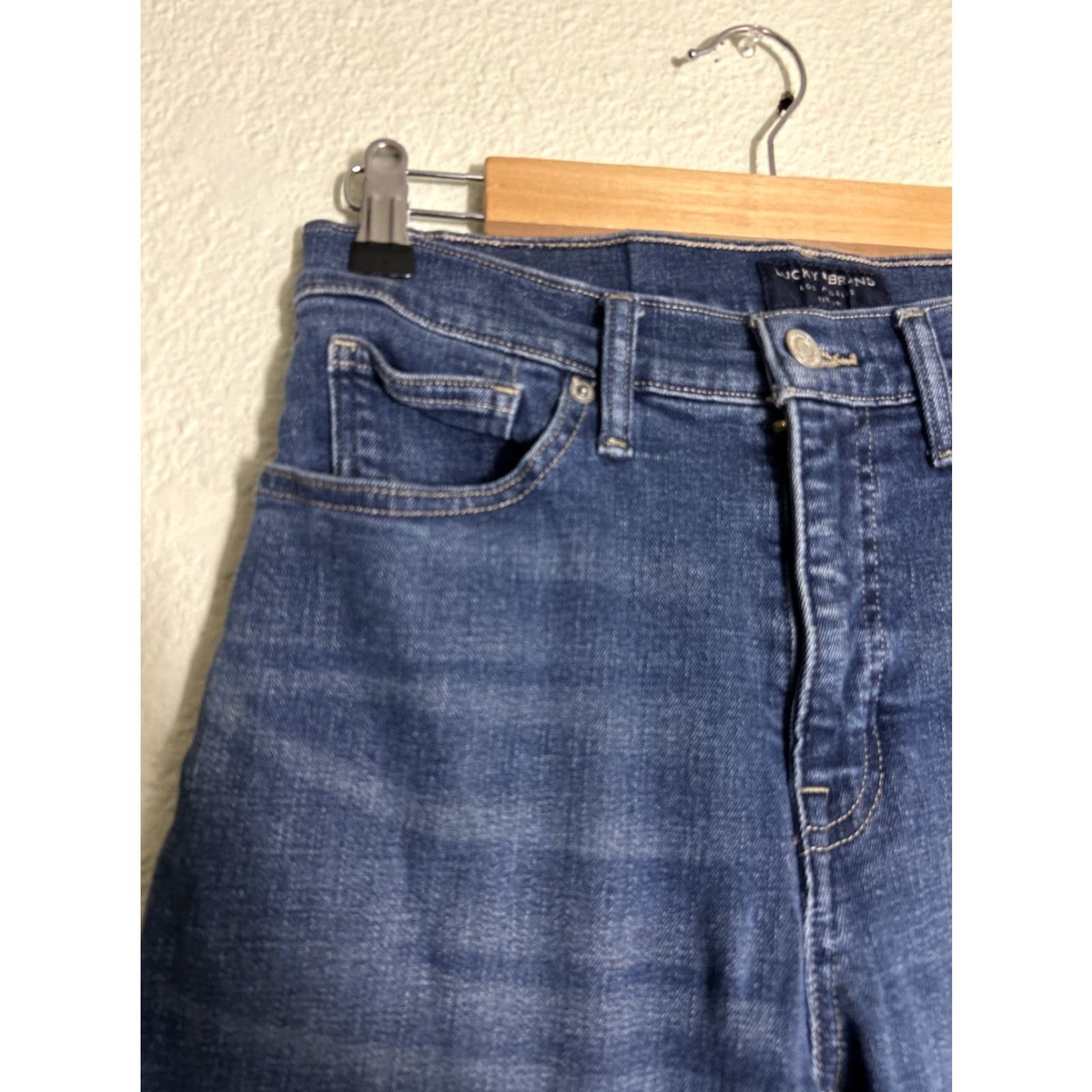 Lucky Brand Lucky Brand Bridgette Skinny Jeans Dark Wash 8 29 Inseam Womens 8/29 High Rise Stain Blue Denim Shirt? Size ONE SIZE - 5 Thumbnail