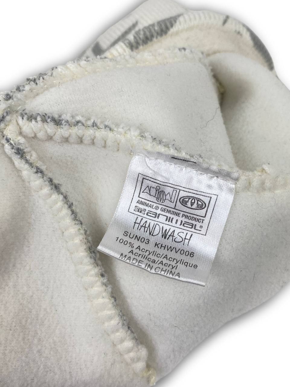 Vintage Vintage ANIMAL Y2K Monogram Warm Winter Hat M509 Size ONE SIZE - 4 Thumbnail