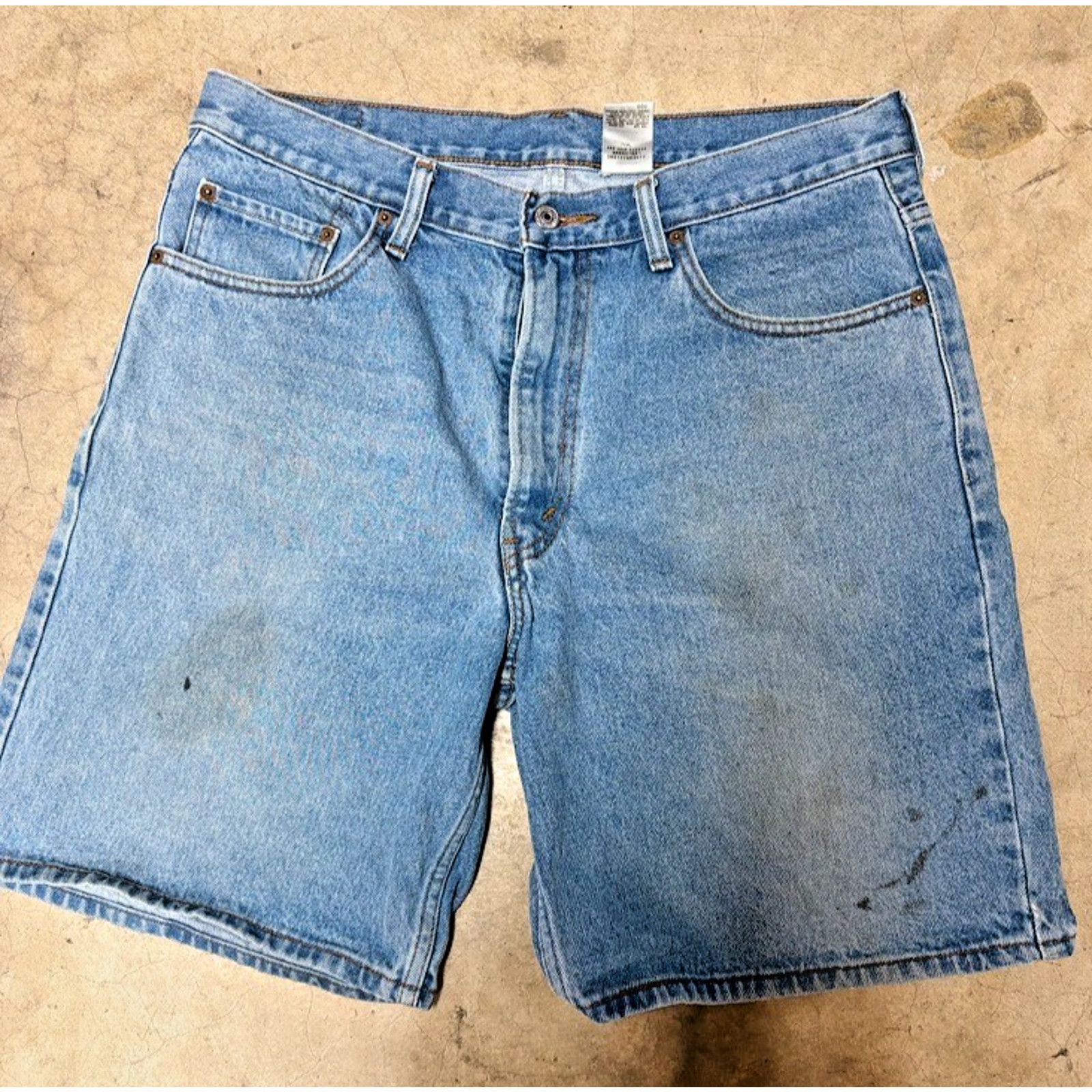 Levi's Vintage Levi's 550 Distressed Denim Cut Off Shorts W36 Size US 36 / EU 52 - 2 Thumbnail