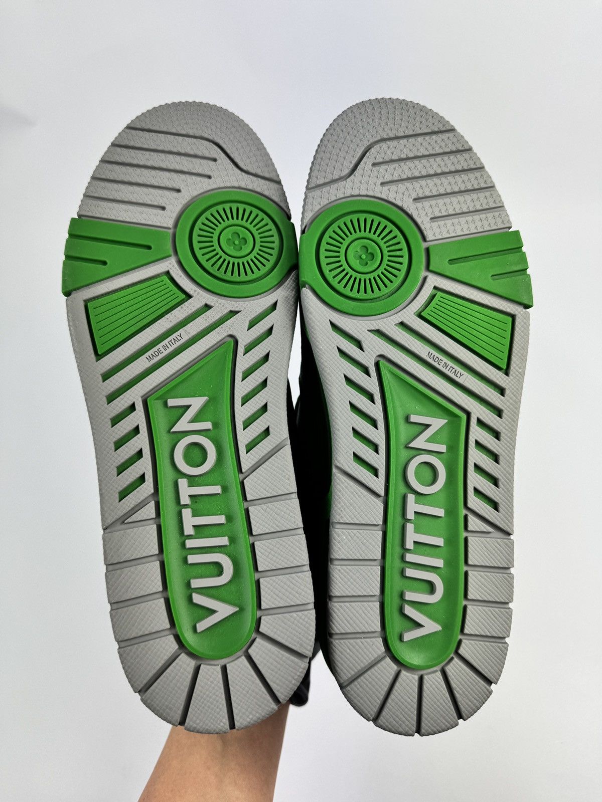 Louis Vuitton #54 LOW TOP SNEAKERS Size US 10 / EU 43 - 7 Thumbnail