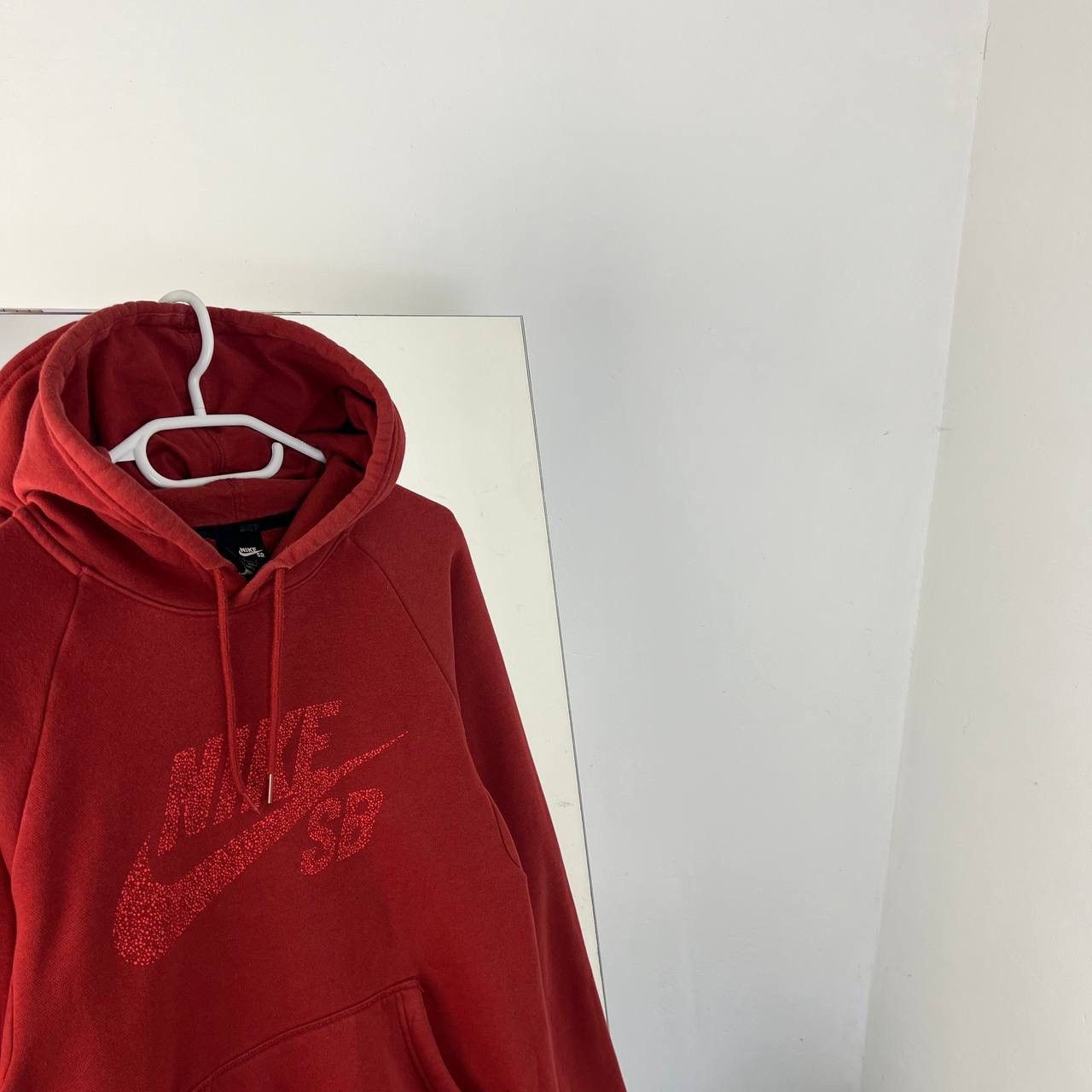 Vintage Vintage Y2K Nike SB Big Logo Hoodie Streetwear Style Size US S / EU 44-46 / 1 - 2 Thumbnail